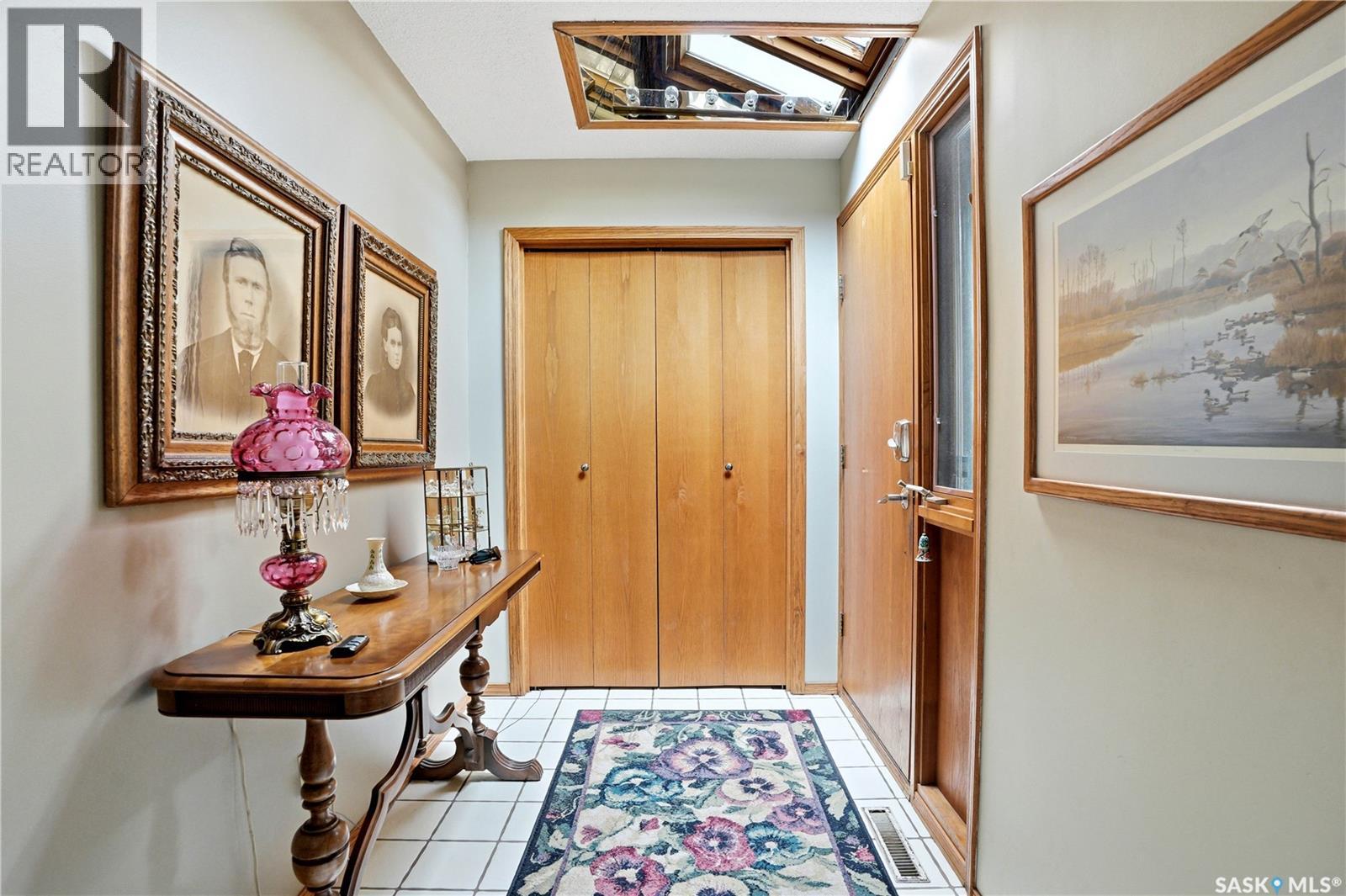 1601 Morgan AVENUE - 4