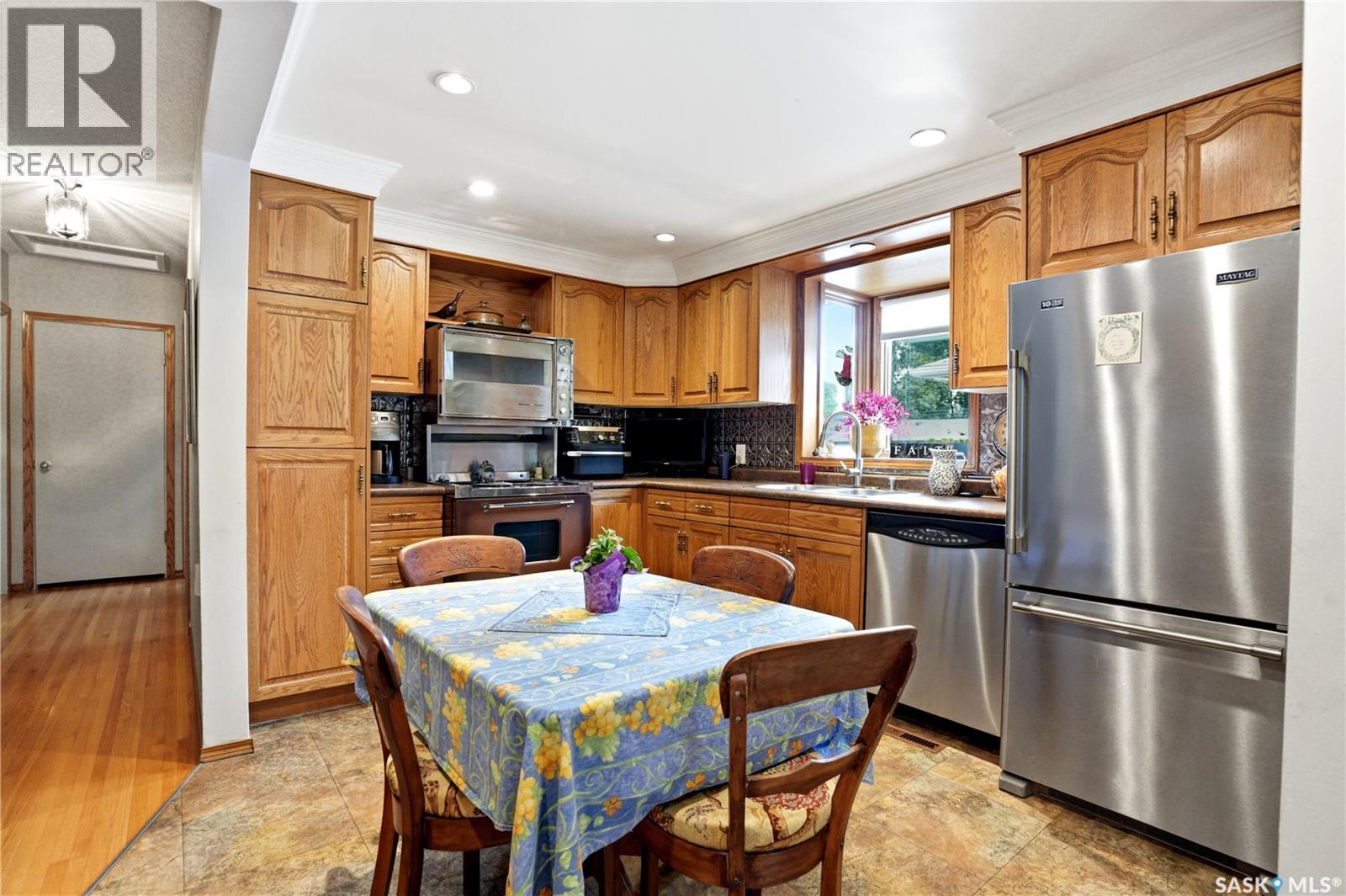 1601 Morgan AVENUE - 11