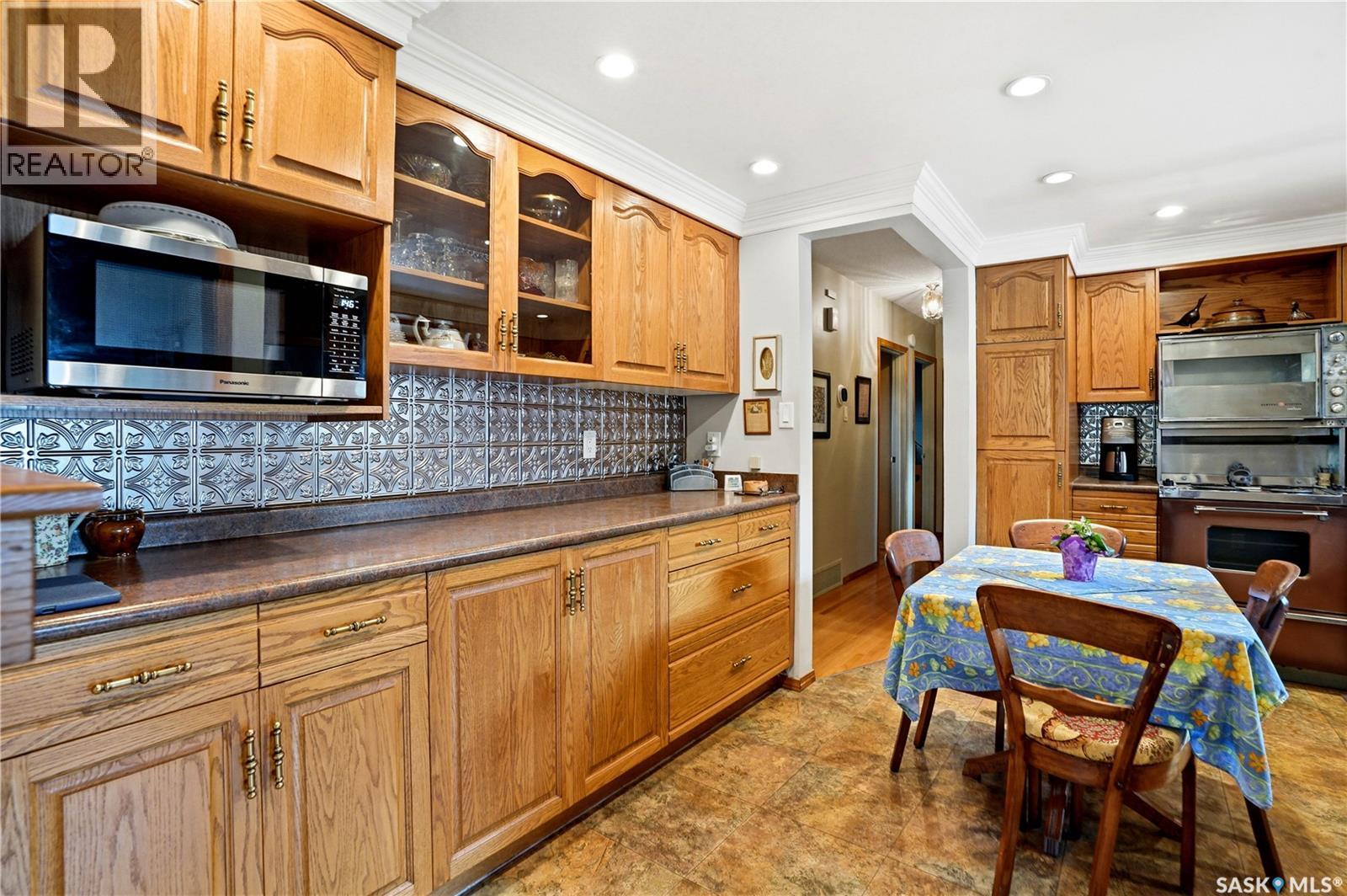 1601 Morgan AVENUE - 10