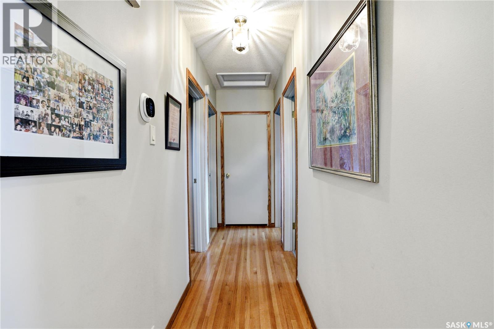 1601 Morgan AVENUE - 16