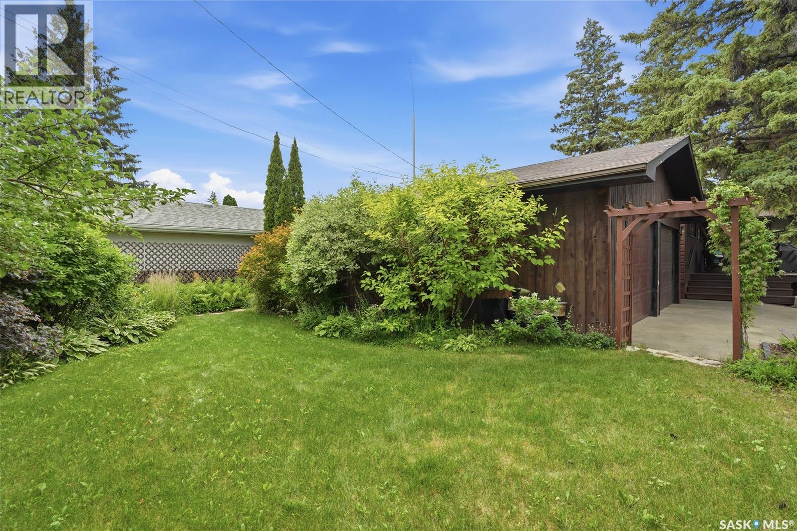 1601 Morgan AVENUE - 50