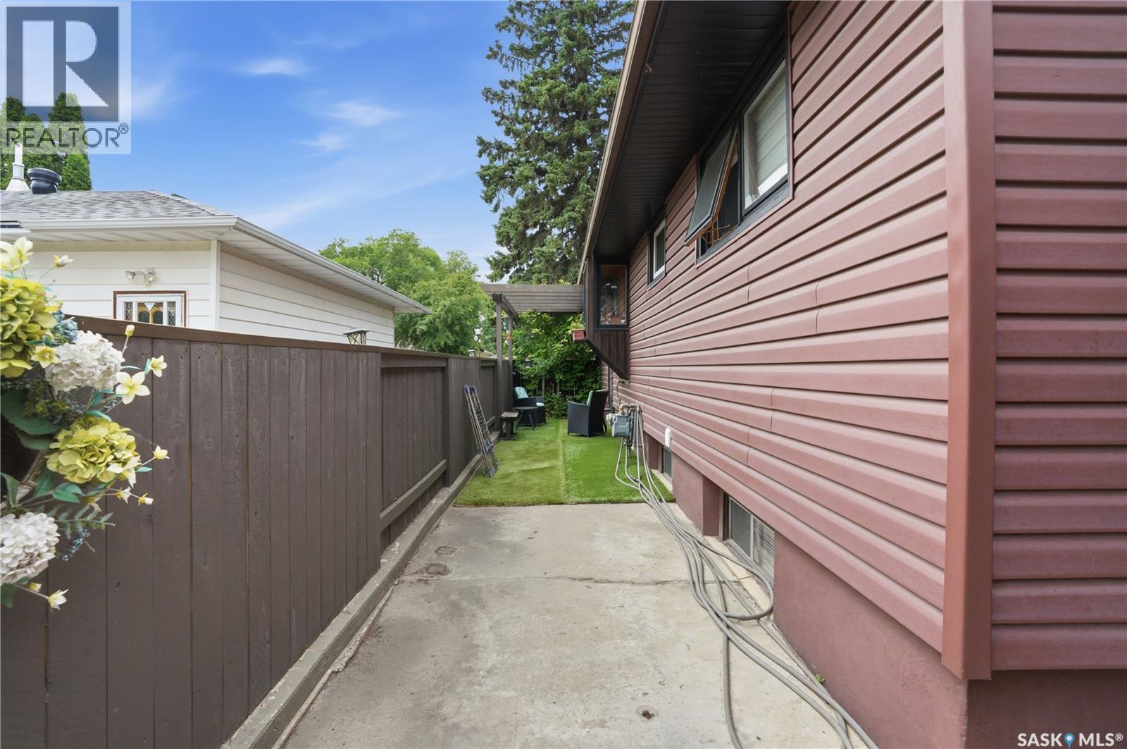 1601 Morgan AVENUE - 43