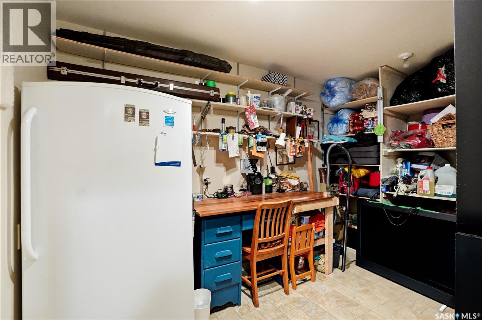 1601 Morgan AVENUE - 32