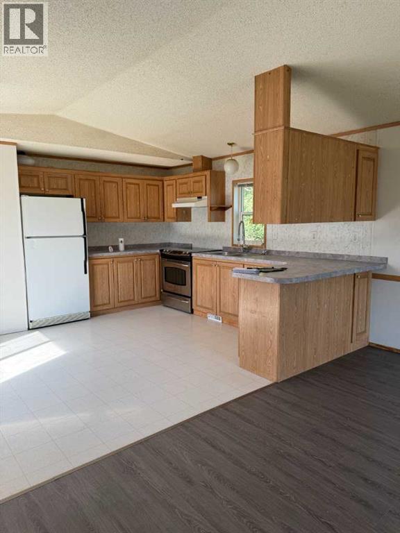 9721 107 Street - Image 4