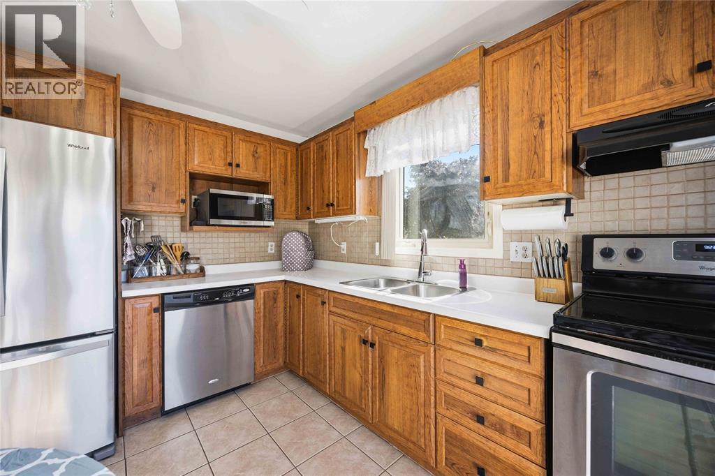 95 Turner DRIVE - 15