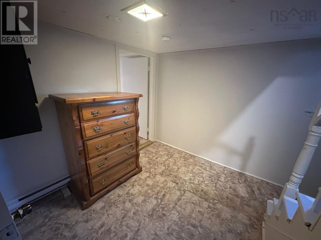 3667 High Street - 19