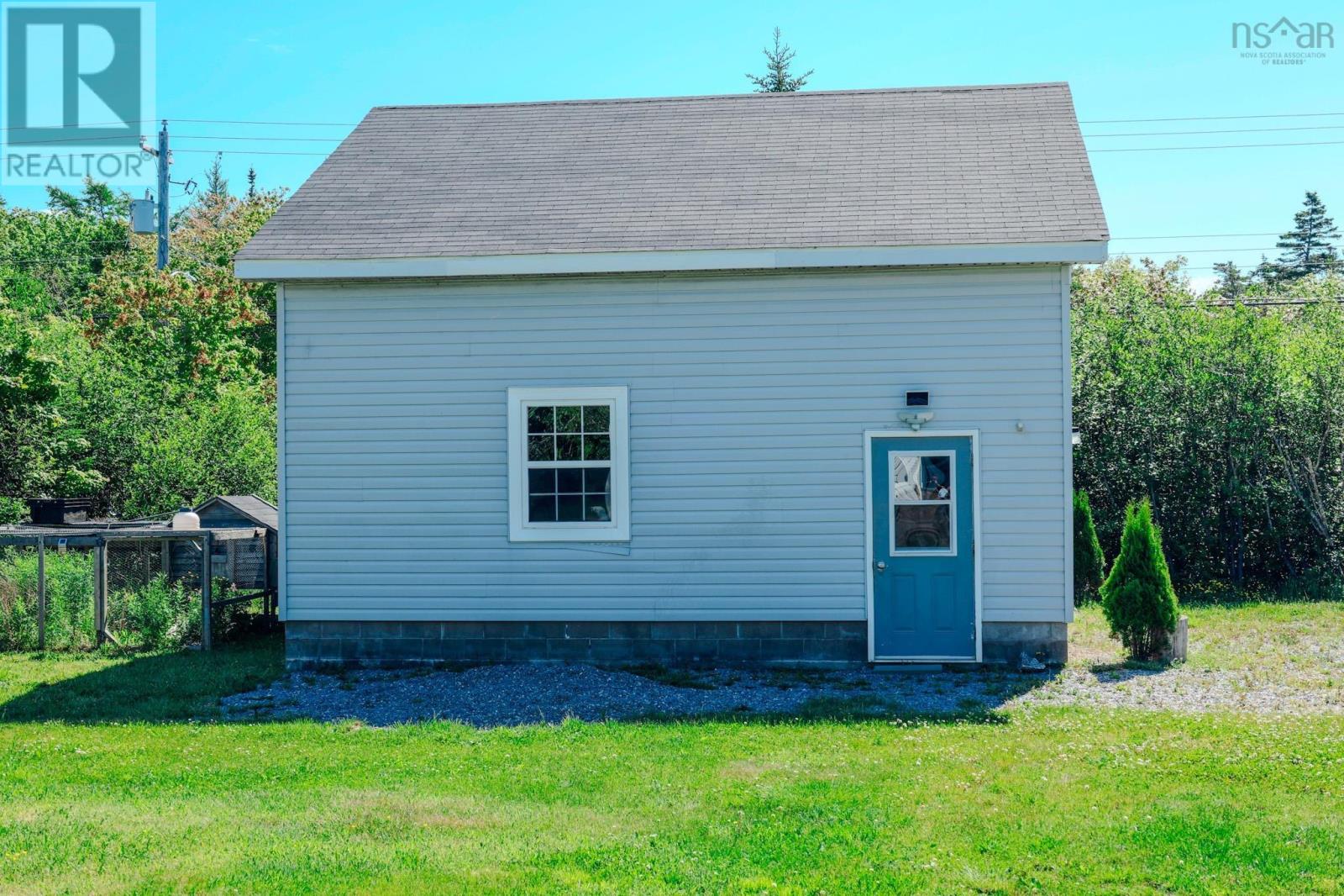 12 Clam Point Road - 31