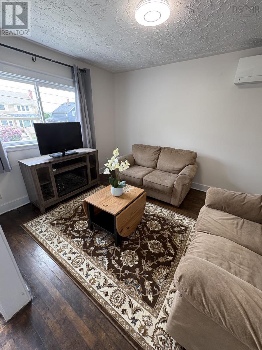 3667 High Street - 5
