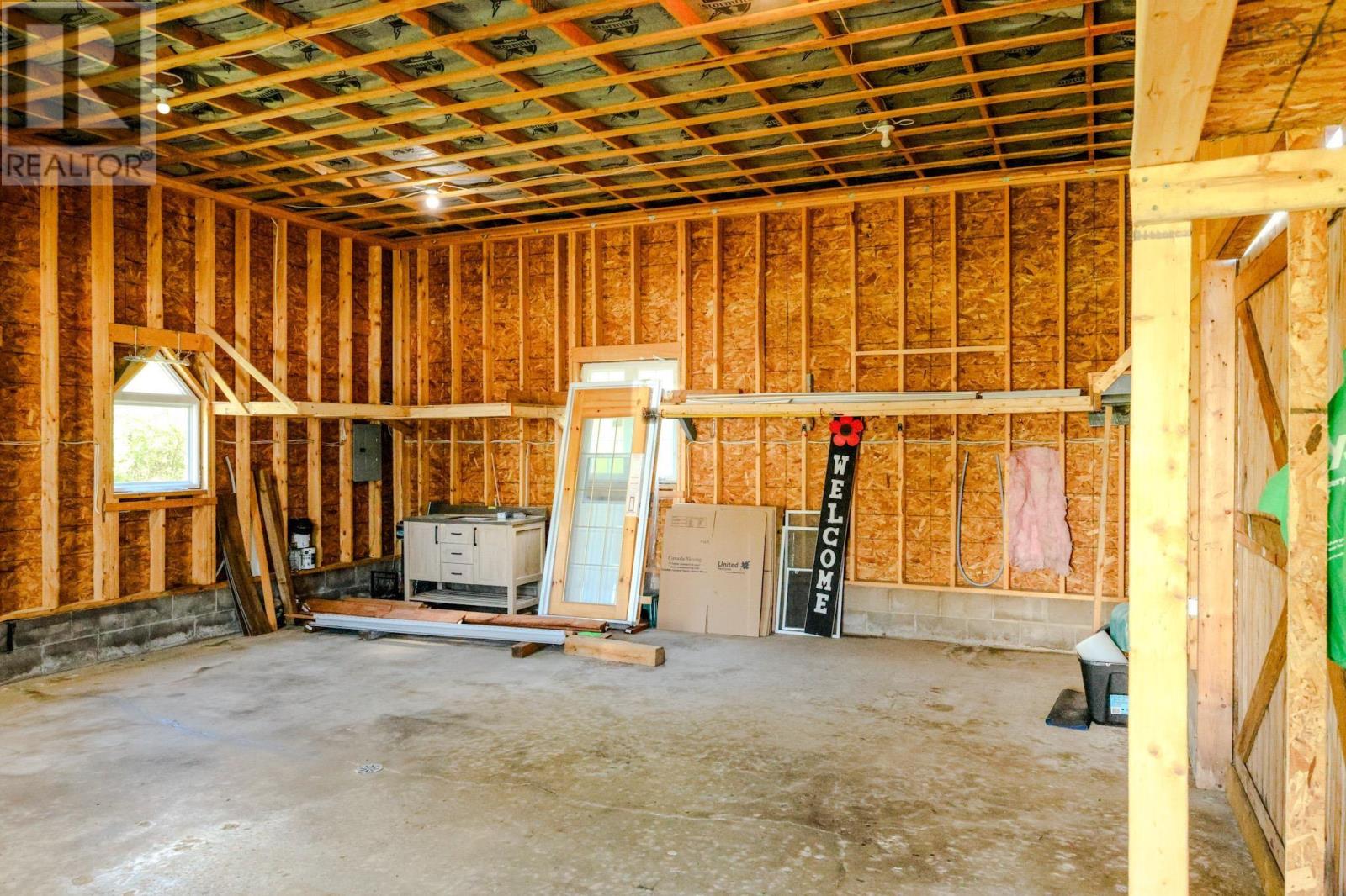 12 Clam Point Road - 34