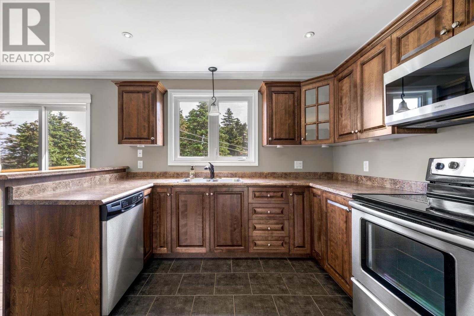 604 Pouch Cove Highway - 20