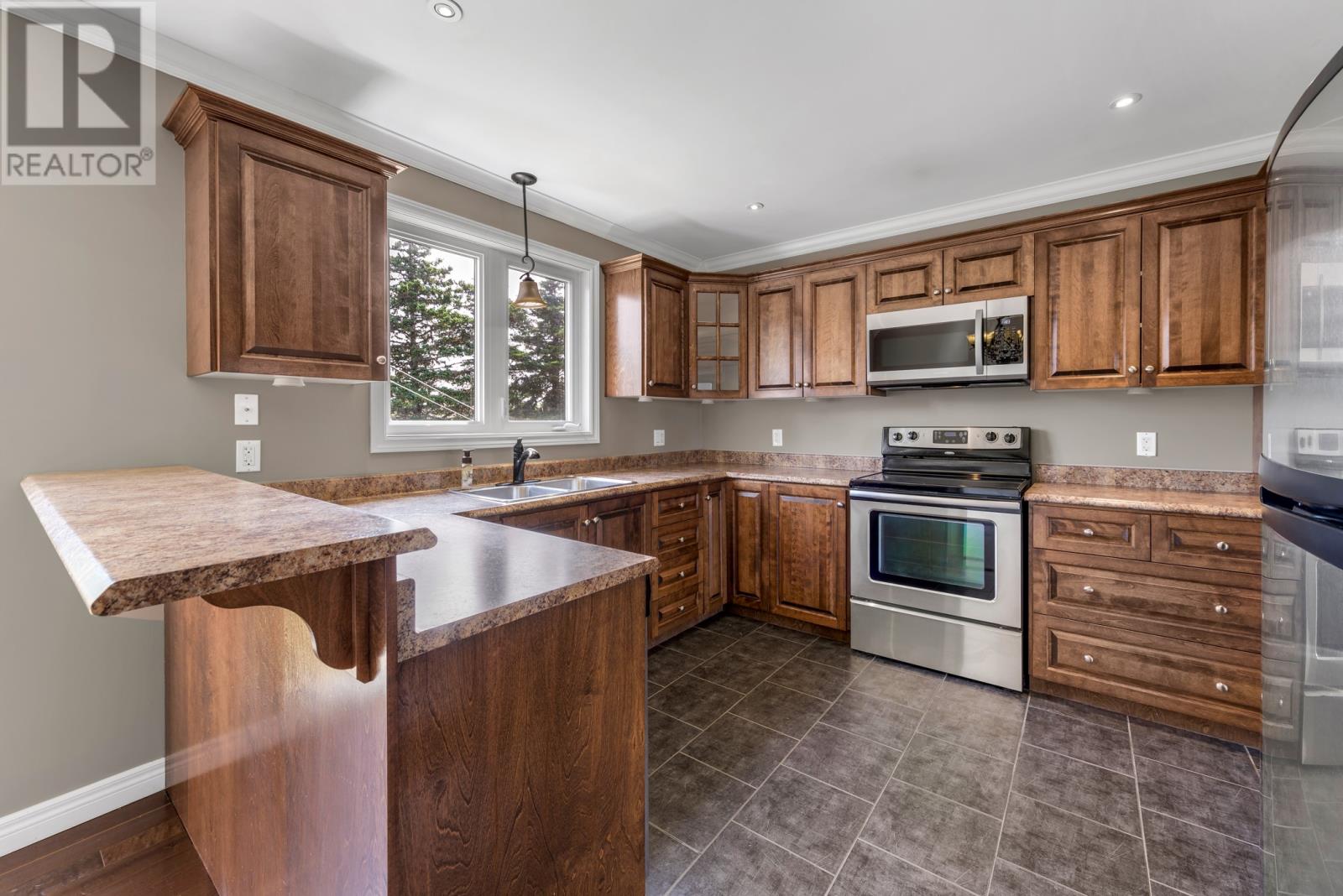 604 Pouch Cove Highway - 22