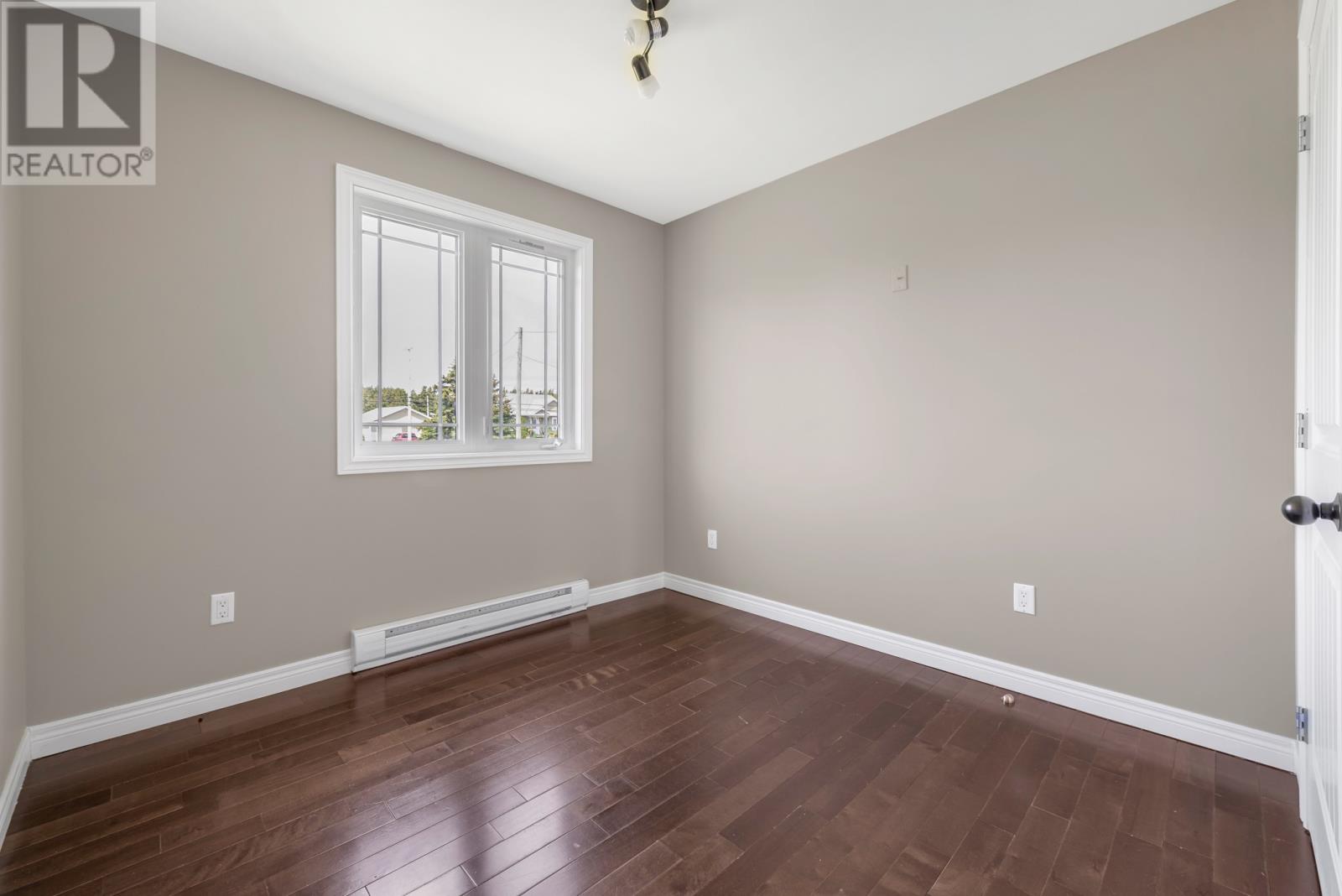 604 Pouch Cove Highway - 30