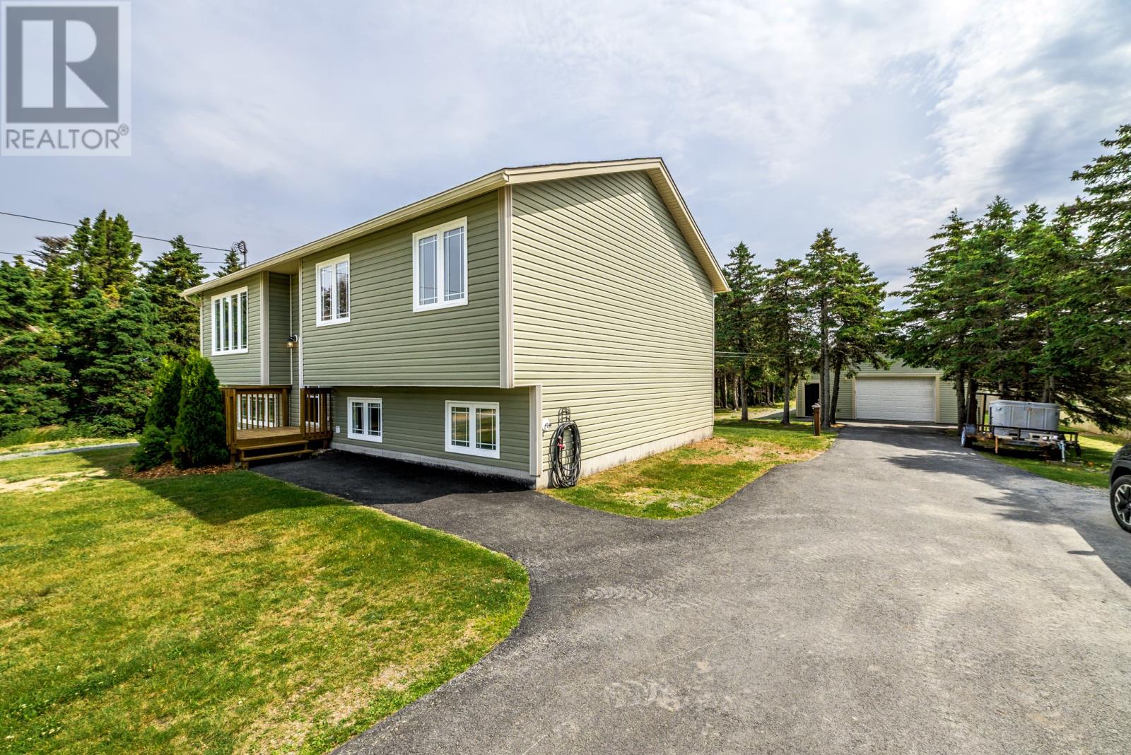604 Pouch Cove Highway - 6