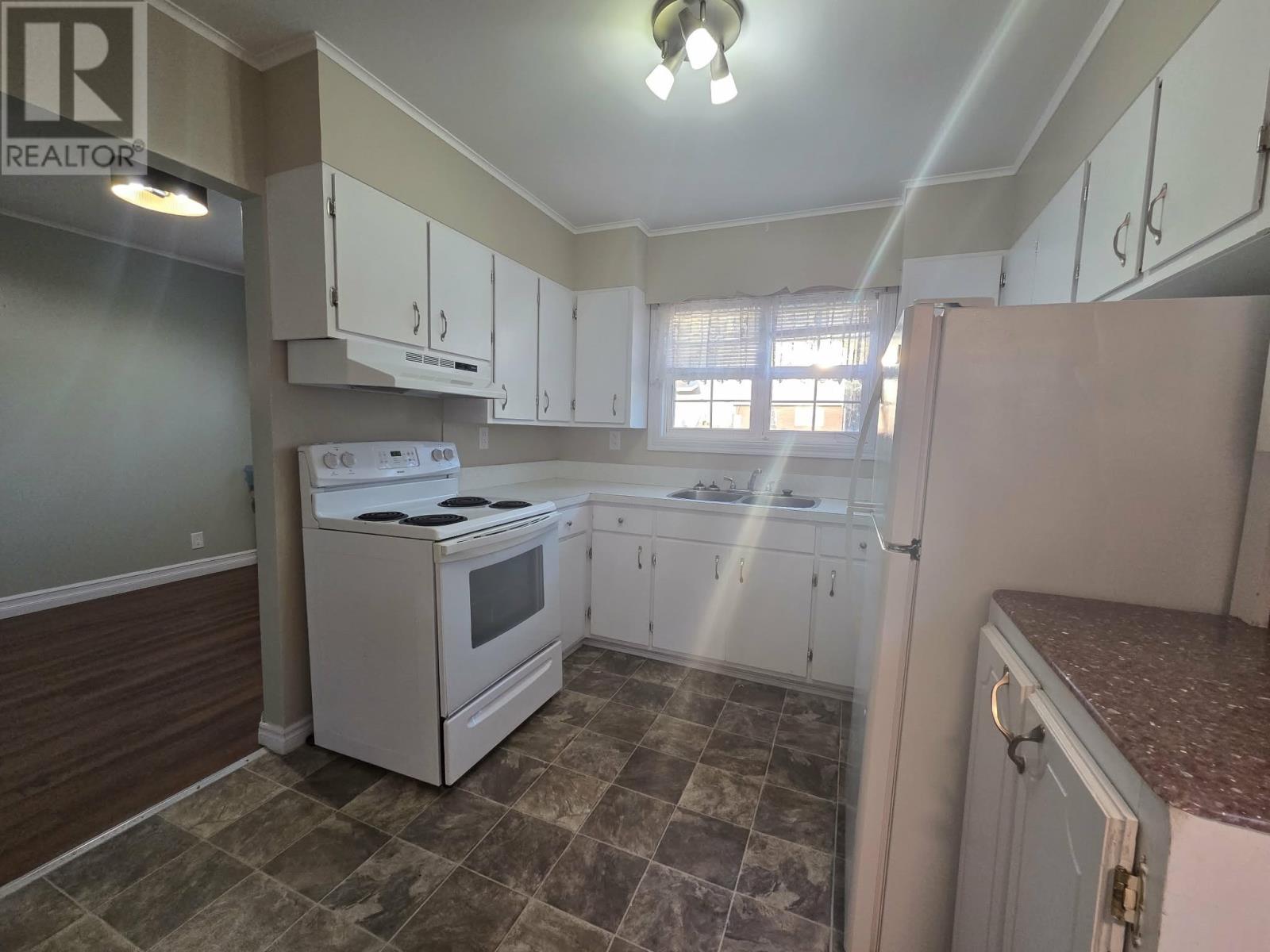 105 Brookfield Avenue - 12