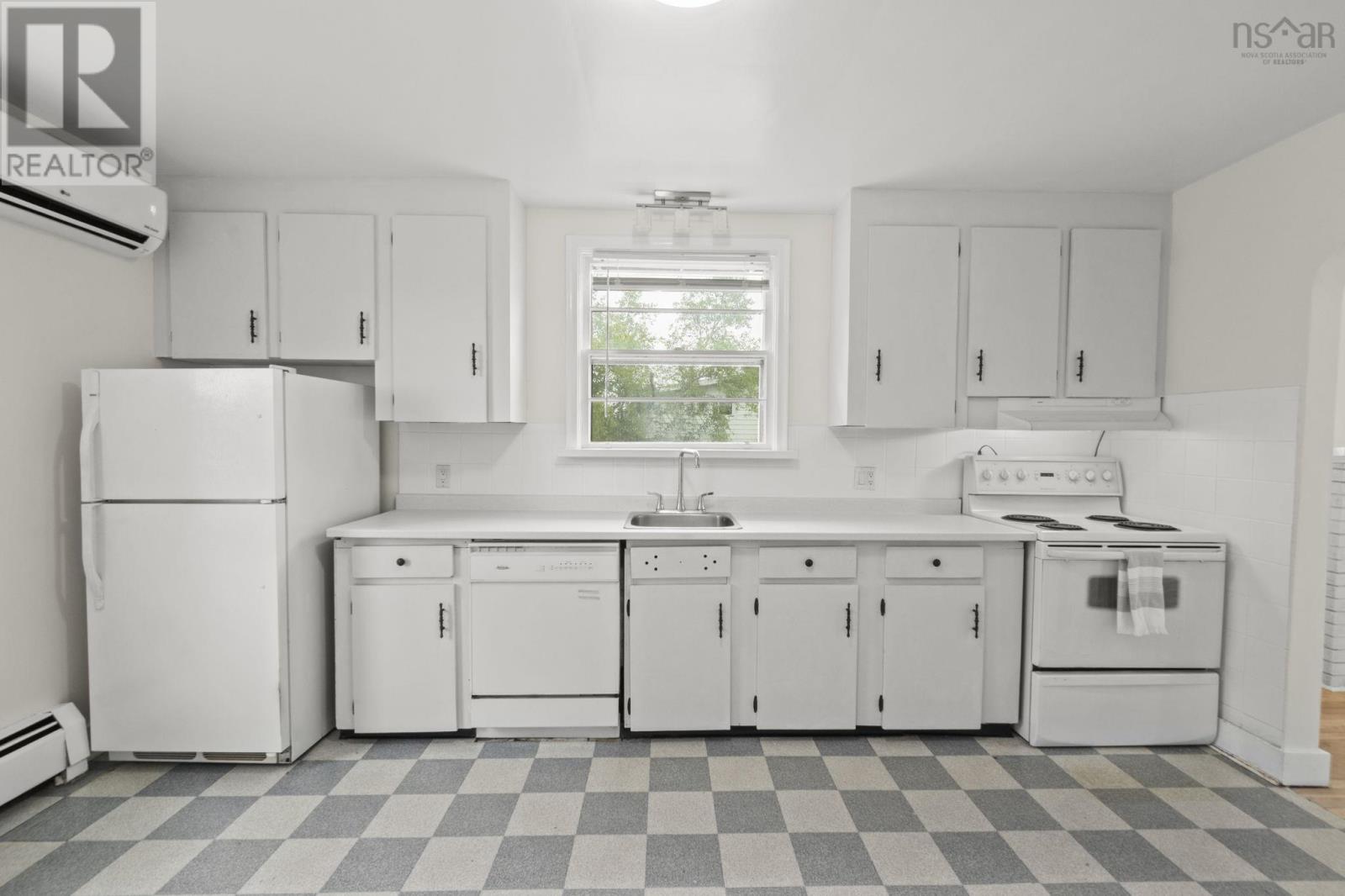 712 Herring Cove Road - 9