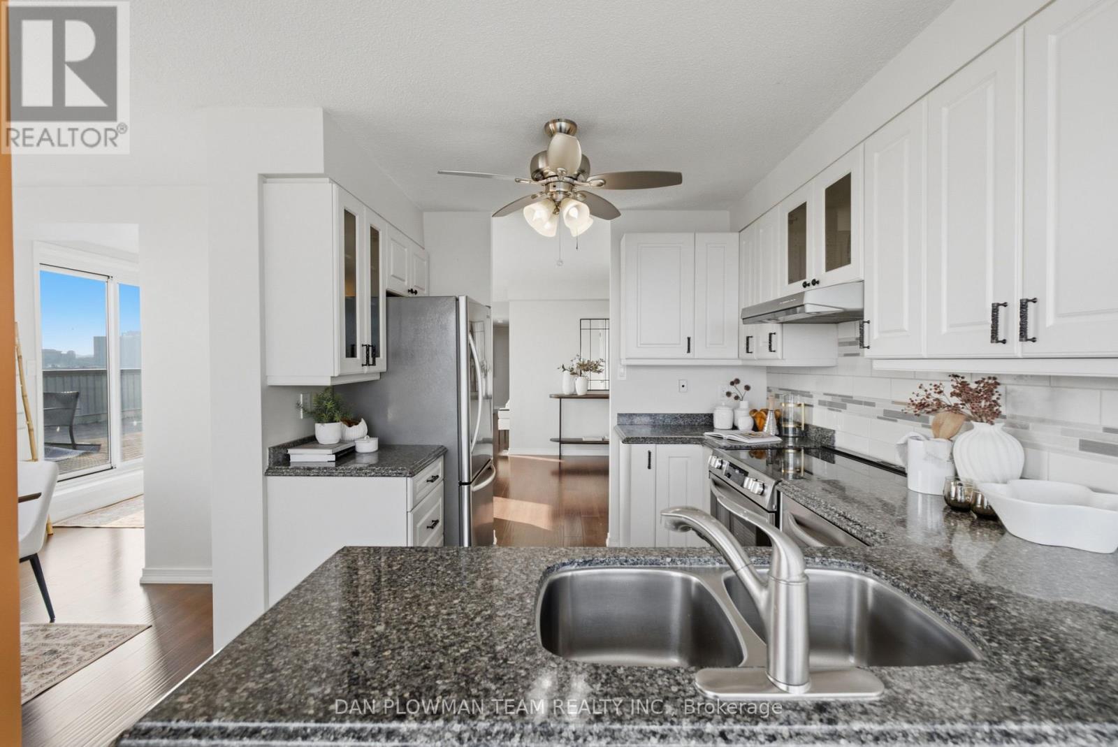 #702 80 ATHOL STREET E - Image 20