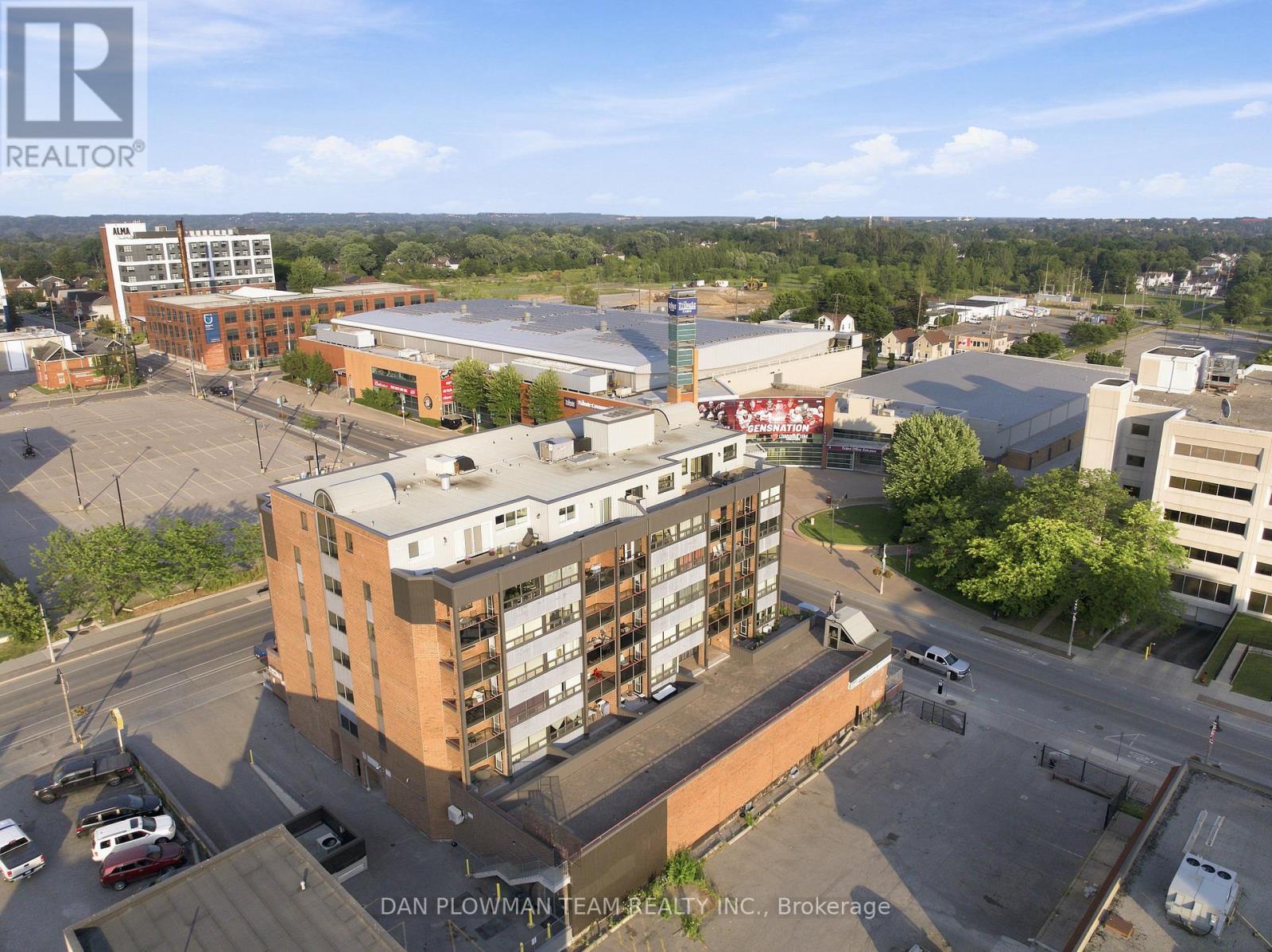 #702 80 ATHOL STREET E - 41