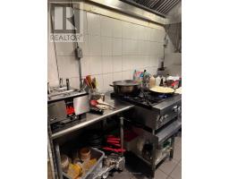 A - 2222 Queen Street E, Toronto, ON M4E1E9 Photo 9
