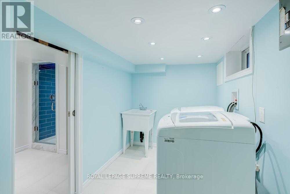 24 WILEY AVENUE - 24