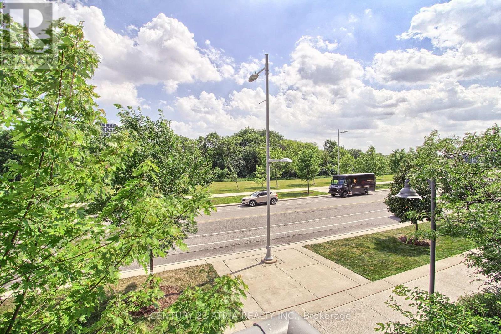 #223 18 UPTOWN DRIVE - Image 20