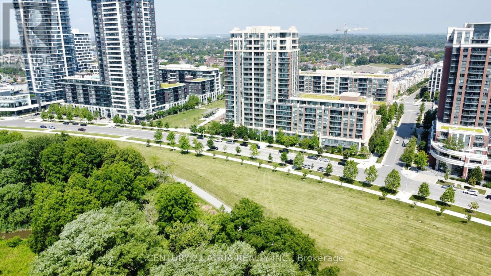 #223 18 UPTOWN DRIVE - Image 27