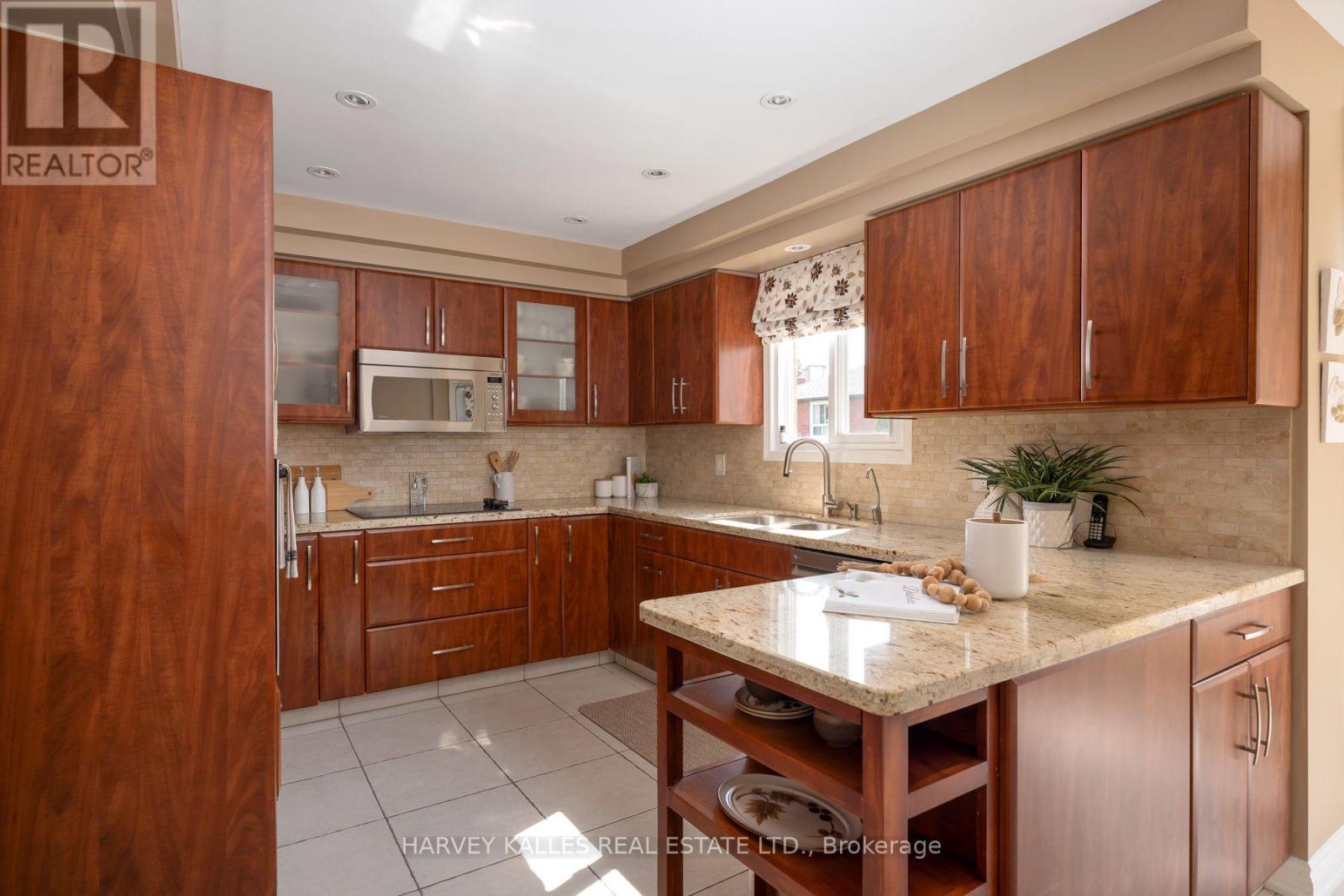 17 PETERBOROUGH AVENUE - Image 12