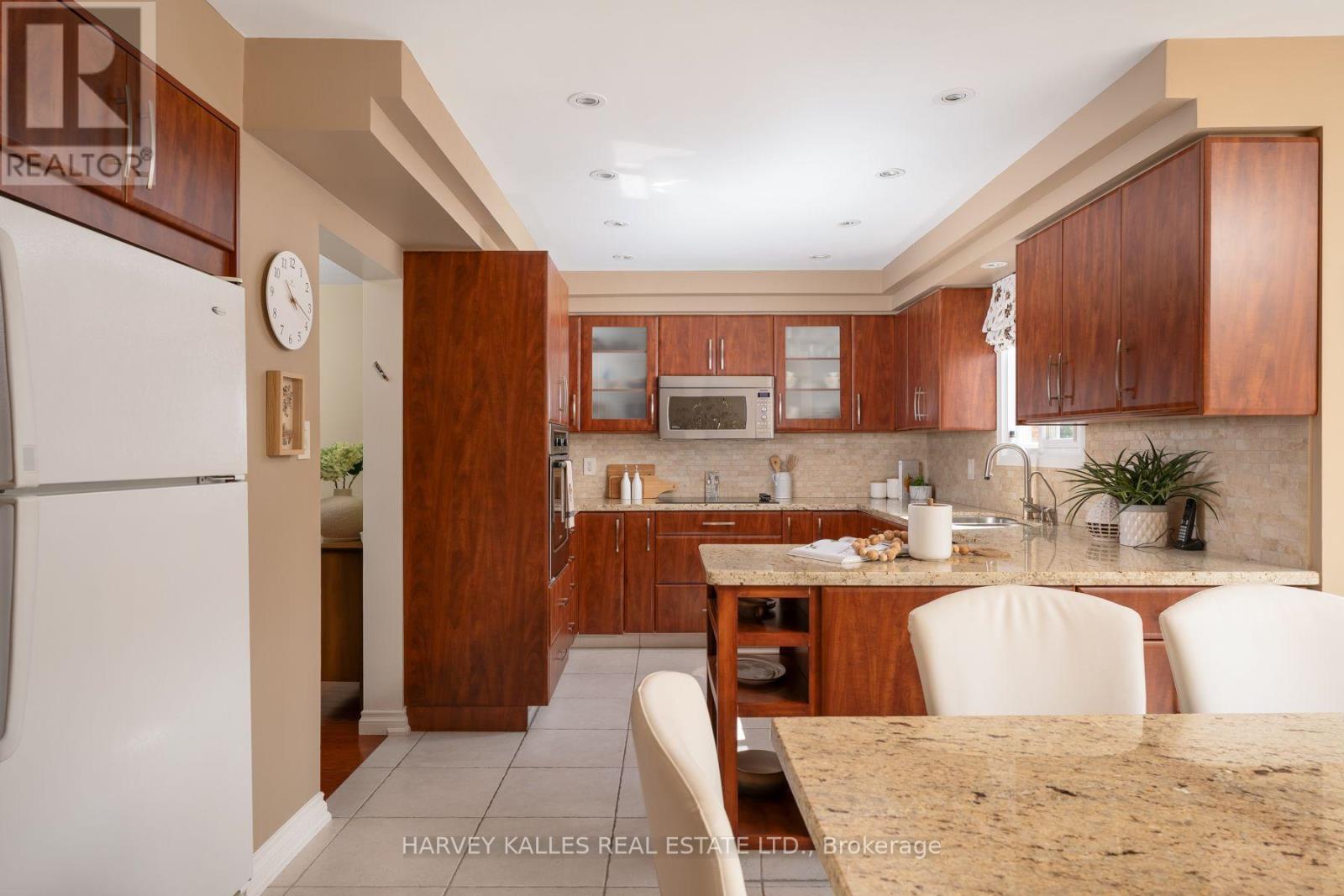 17 PETERBOROUGH AVENUE - Image 13