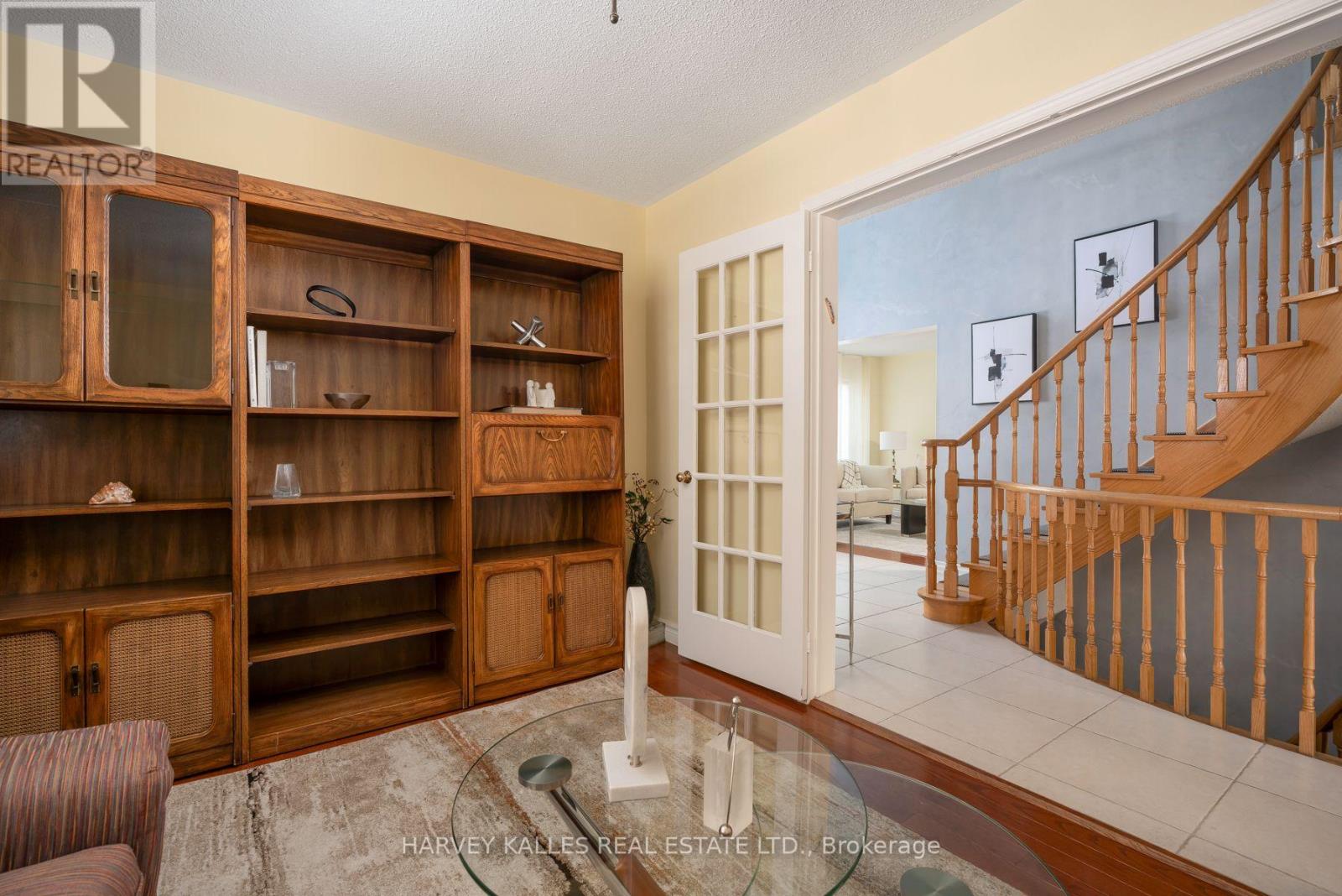 17 PETERBOROUGH AVENUE - Image 23