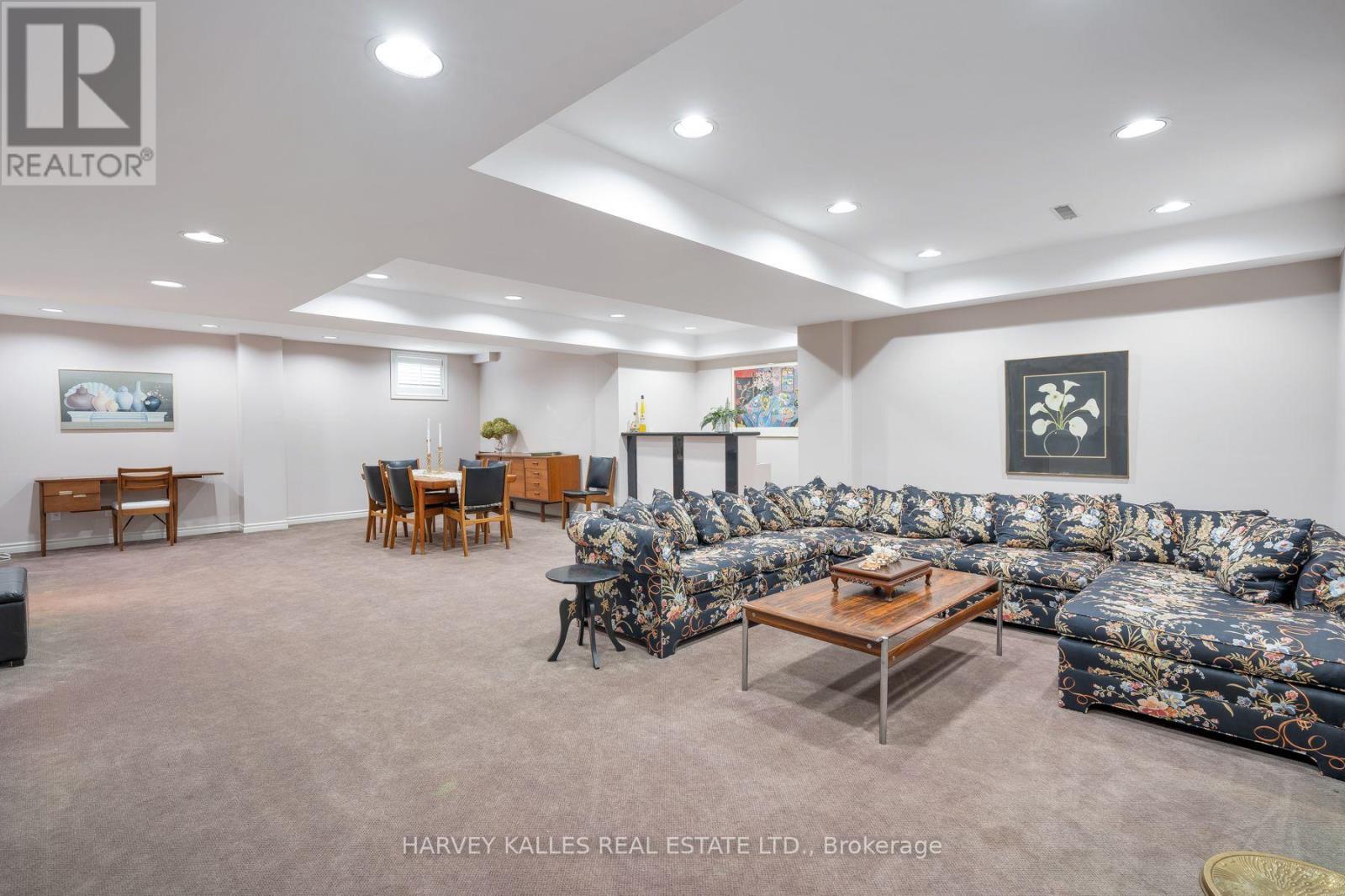 17 PETERBOROUGH AVENUE - Image 41