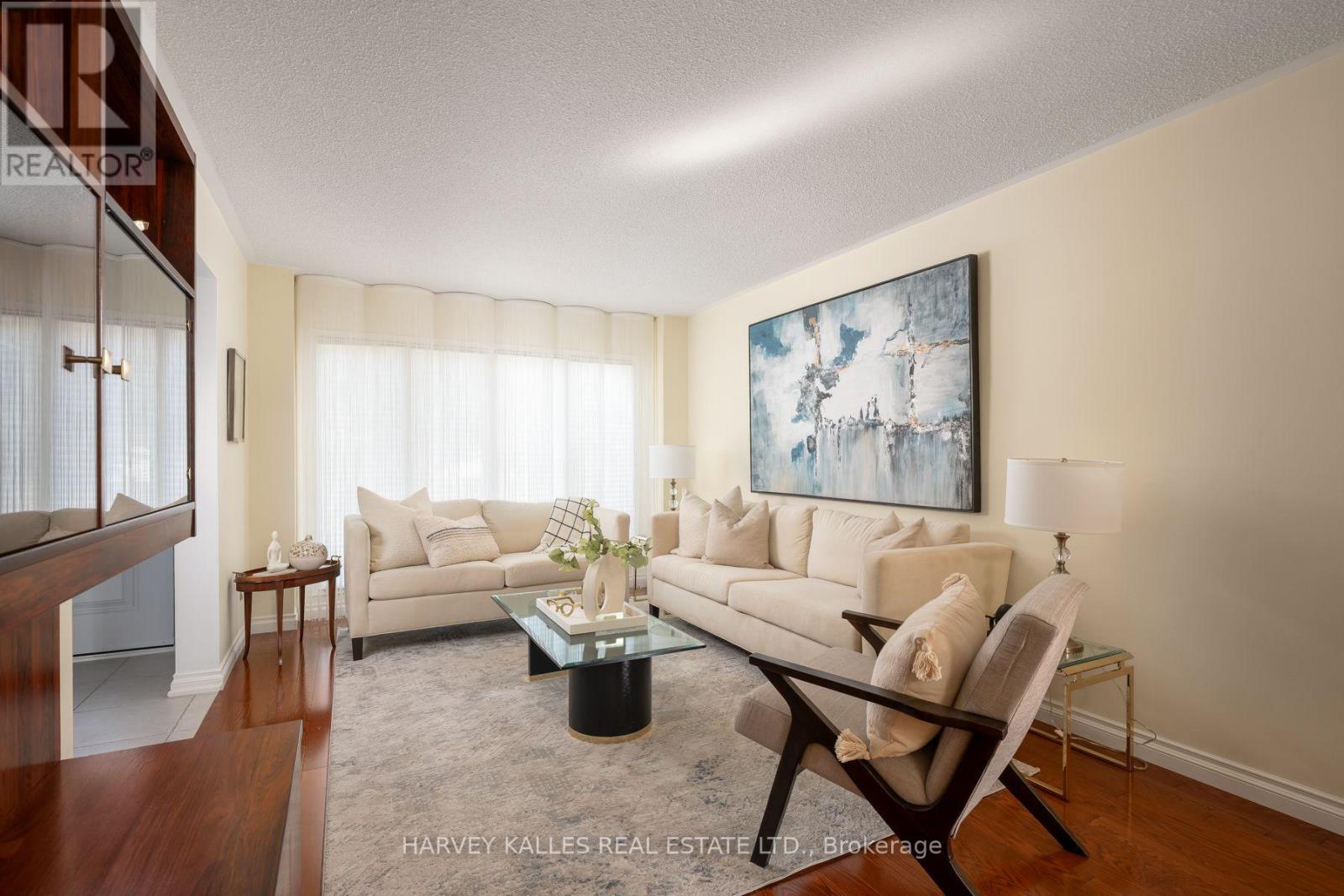 17 PETERBOROUGH AVENUE - Image 8