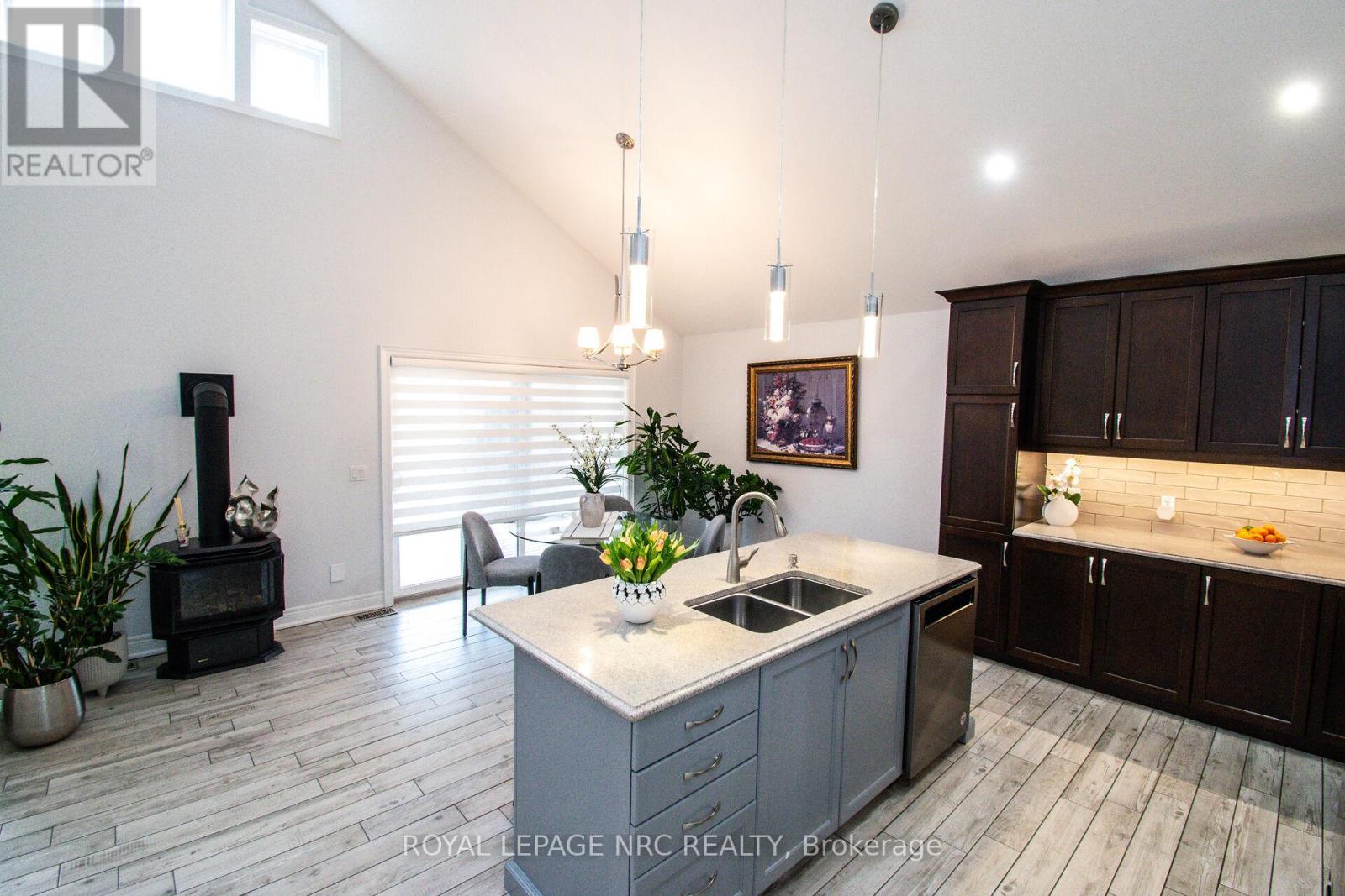 197 TIMBERVIEW CRESCENT - 14