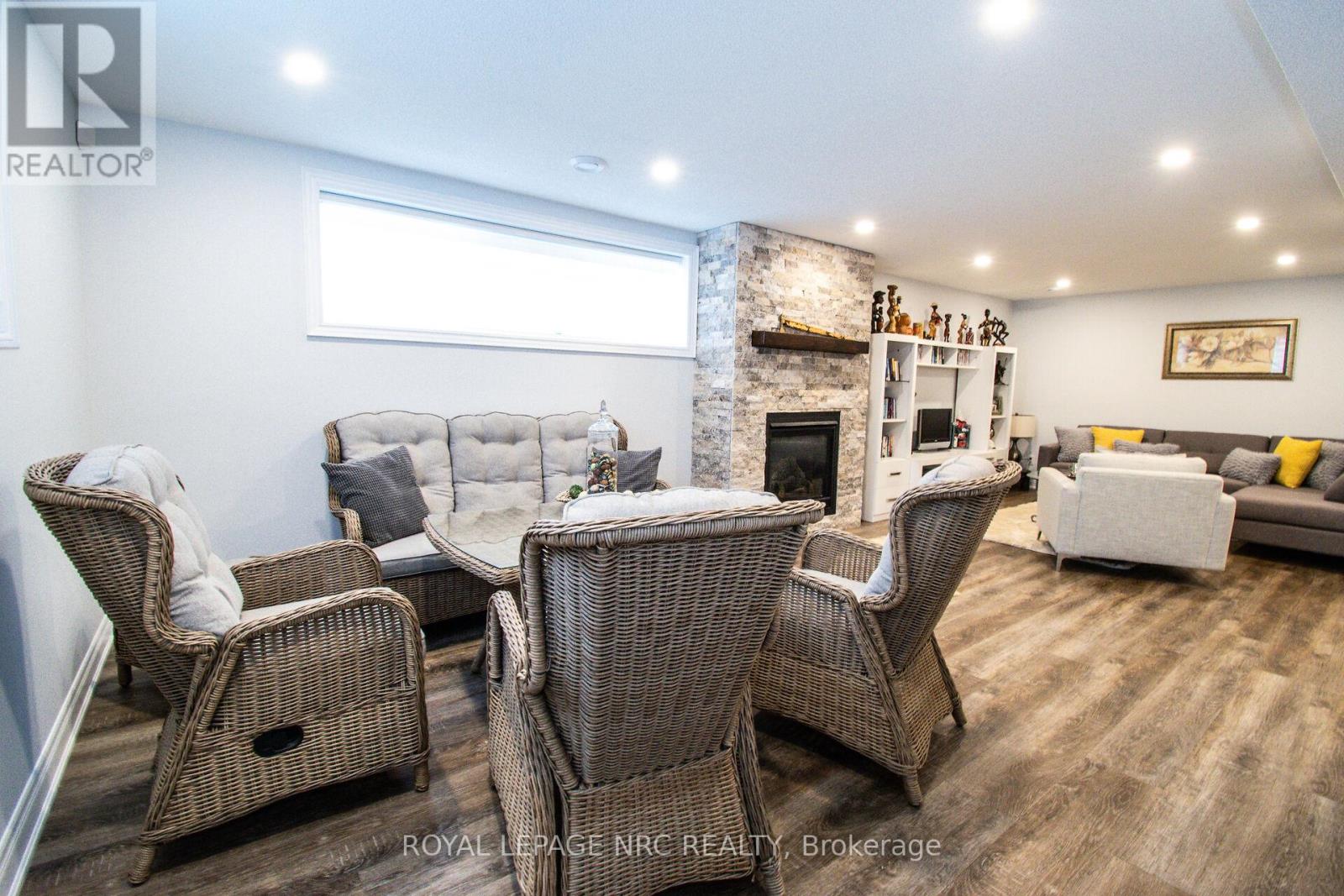 197 TIMBERVIEW CRESCENT - 30