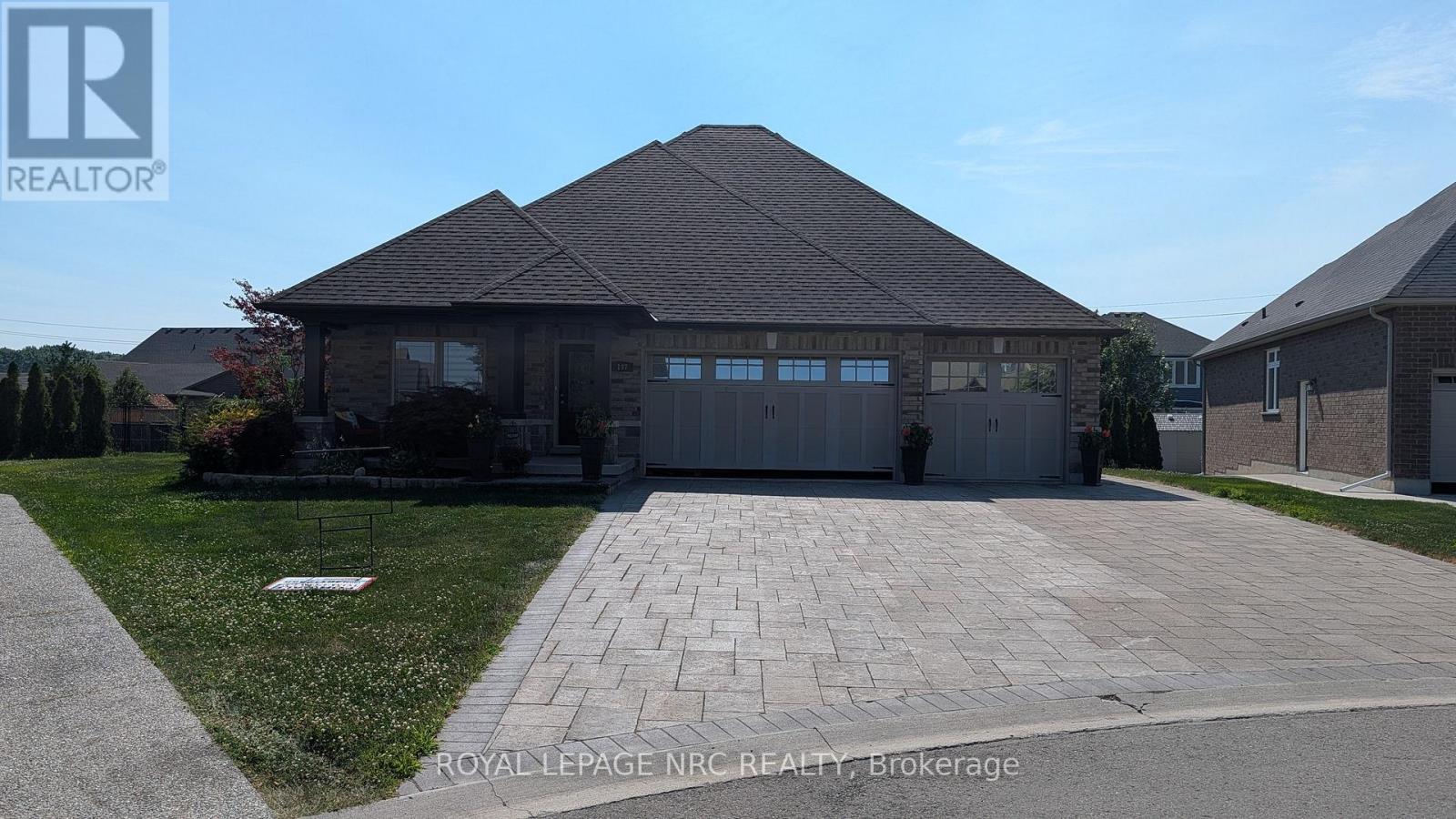 197 TIMBERVIEW CRESCENT - 48