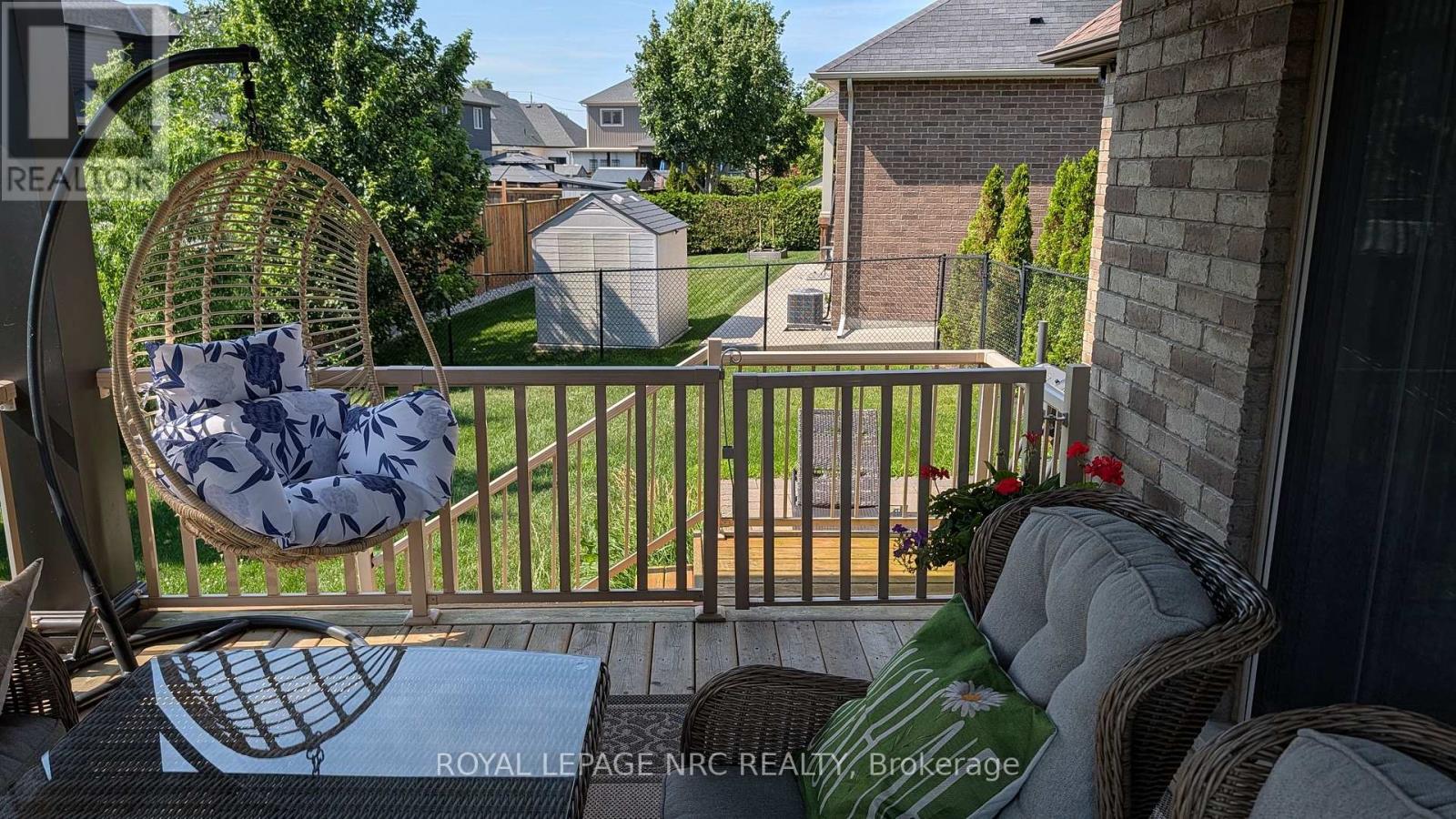 197 TIMBERVIEW CRESCENT - 44
