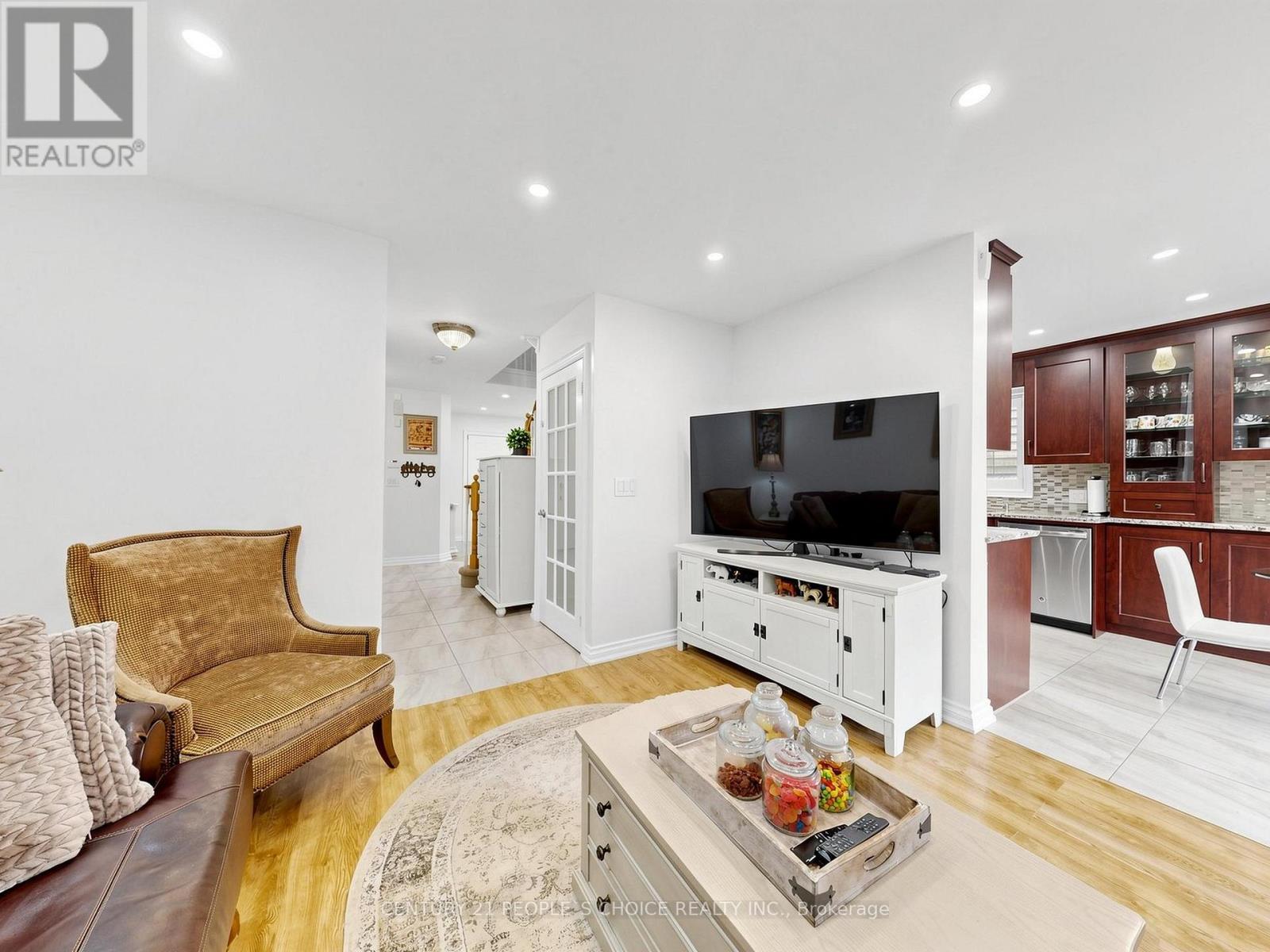 5812 SIDMOUTH STREET - 12