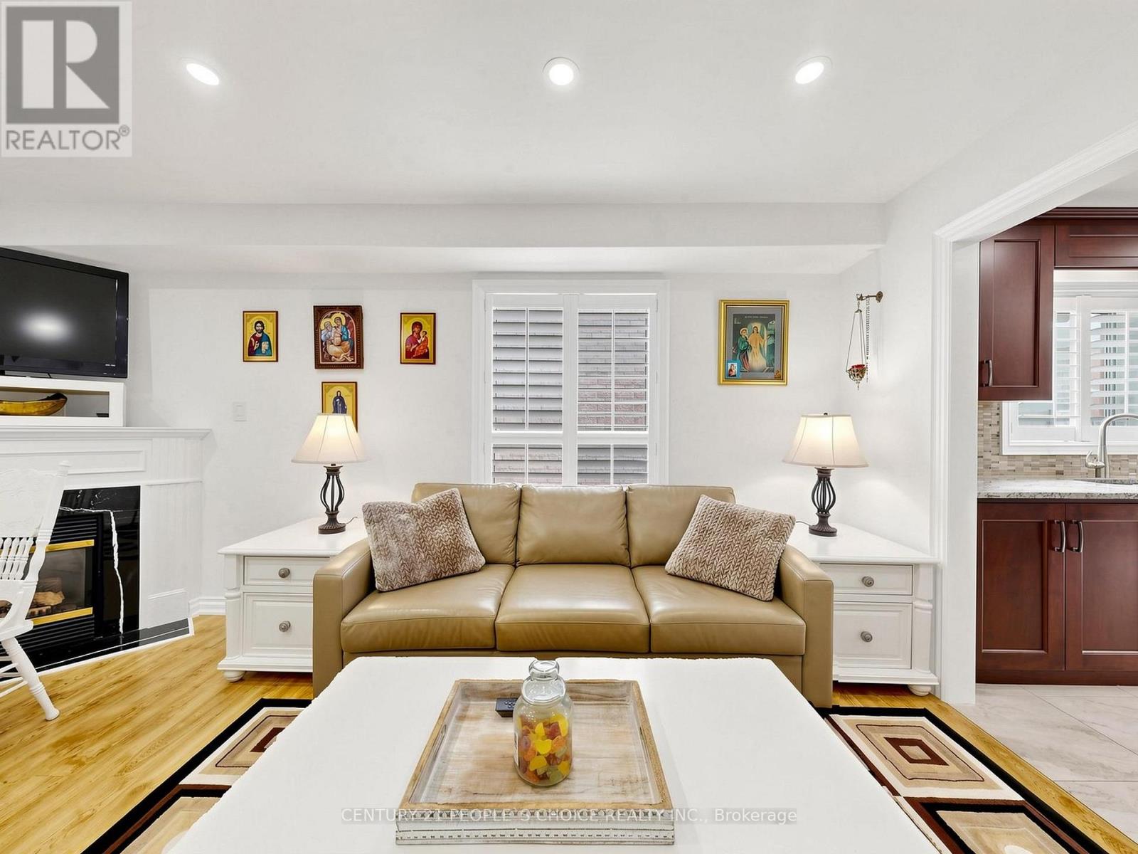 5812 SIDMOUTH STREET - 3