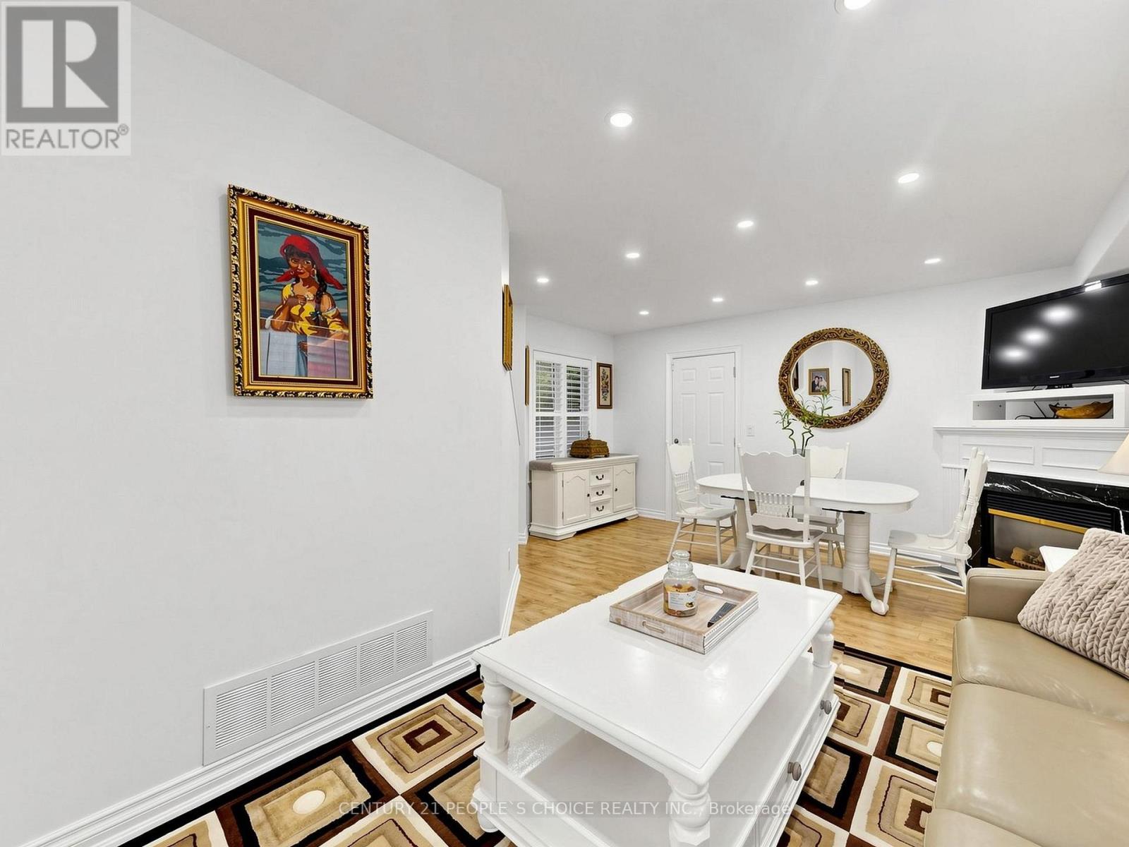 5812 SIDMOUTH STREET - 6