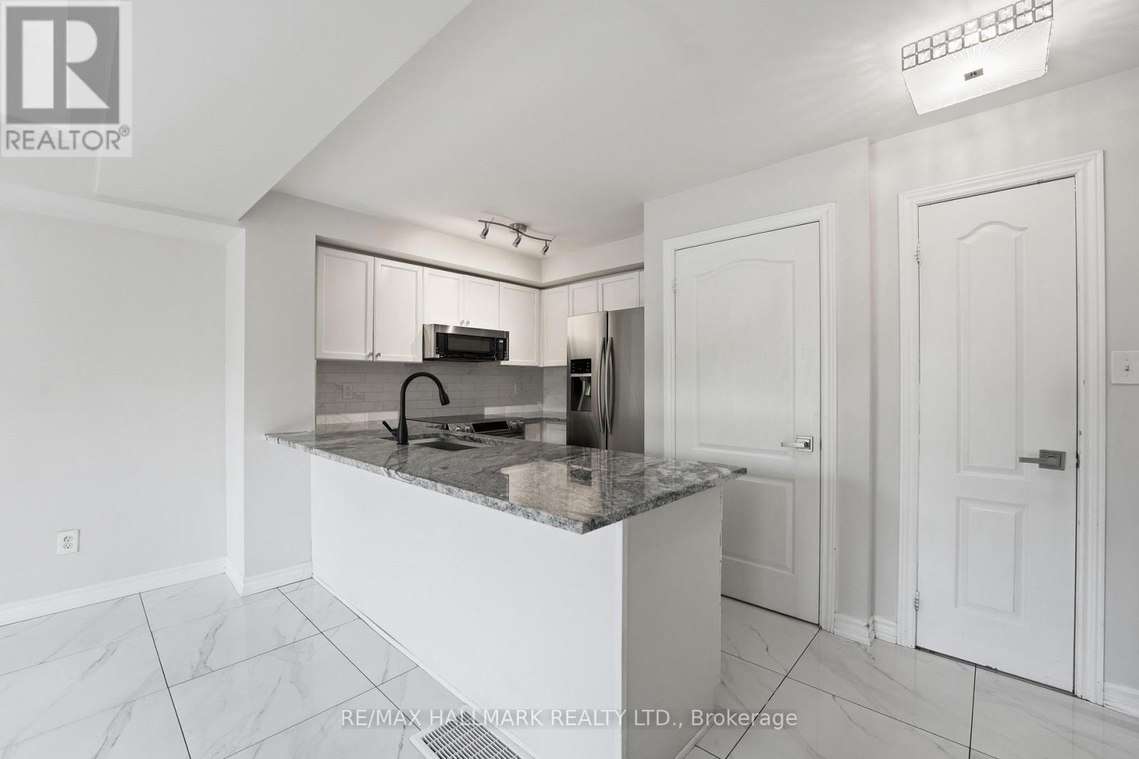 #17 3250 BENTLEY DRIVE - 4