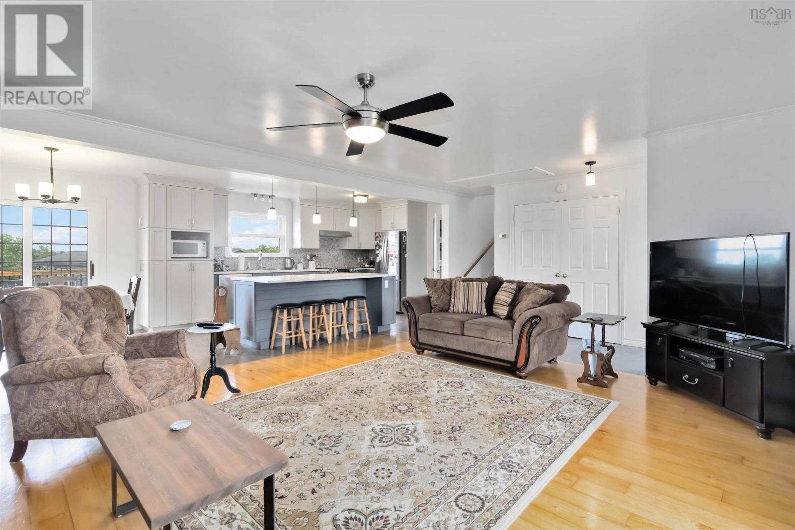 227 Kingsburg Road - 19