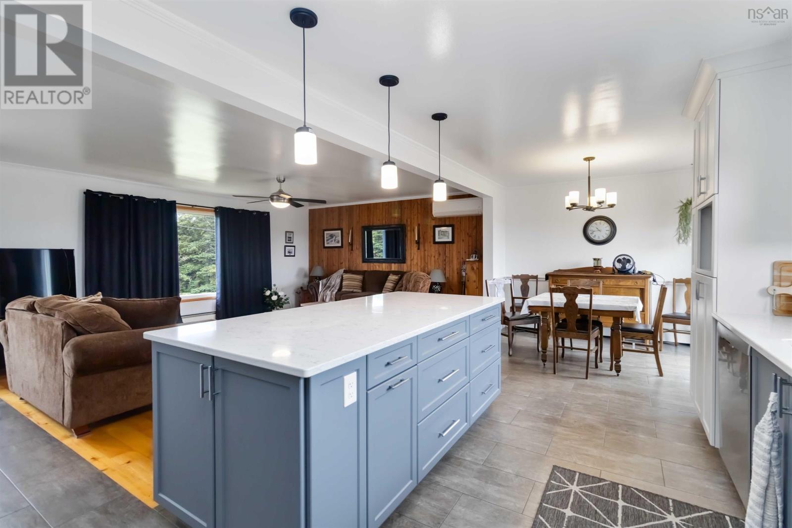 227 Kingsburg Road - 24