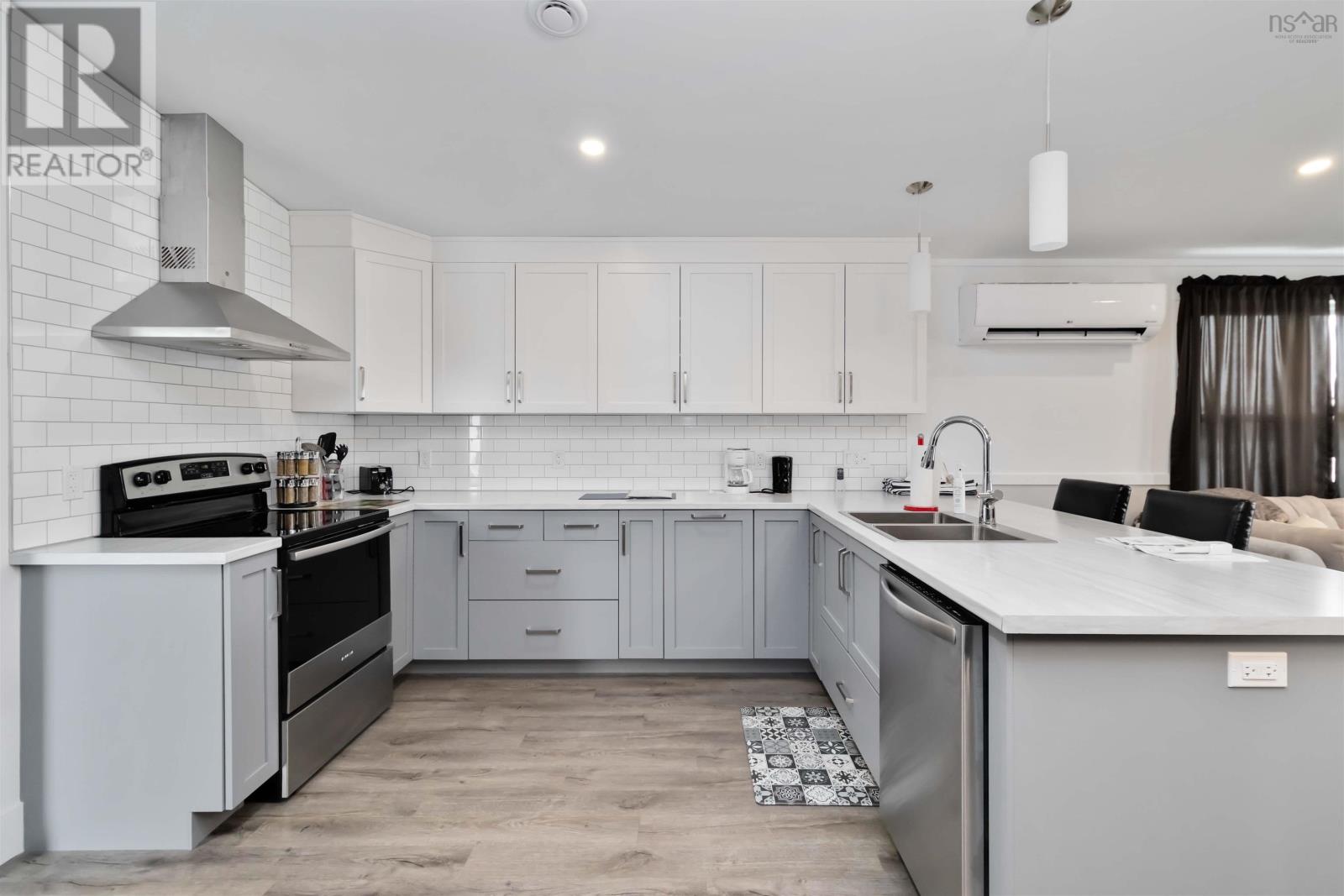 227 Kingsburg Road - 35