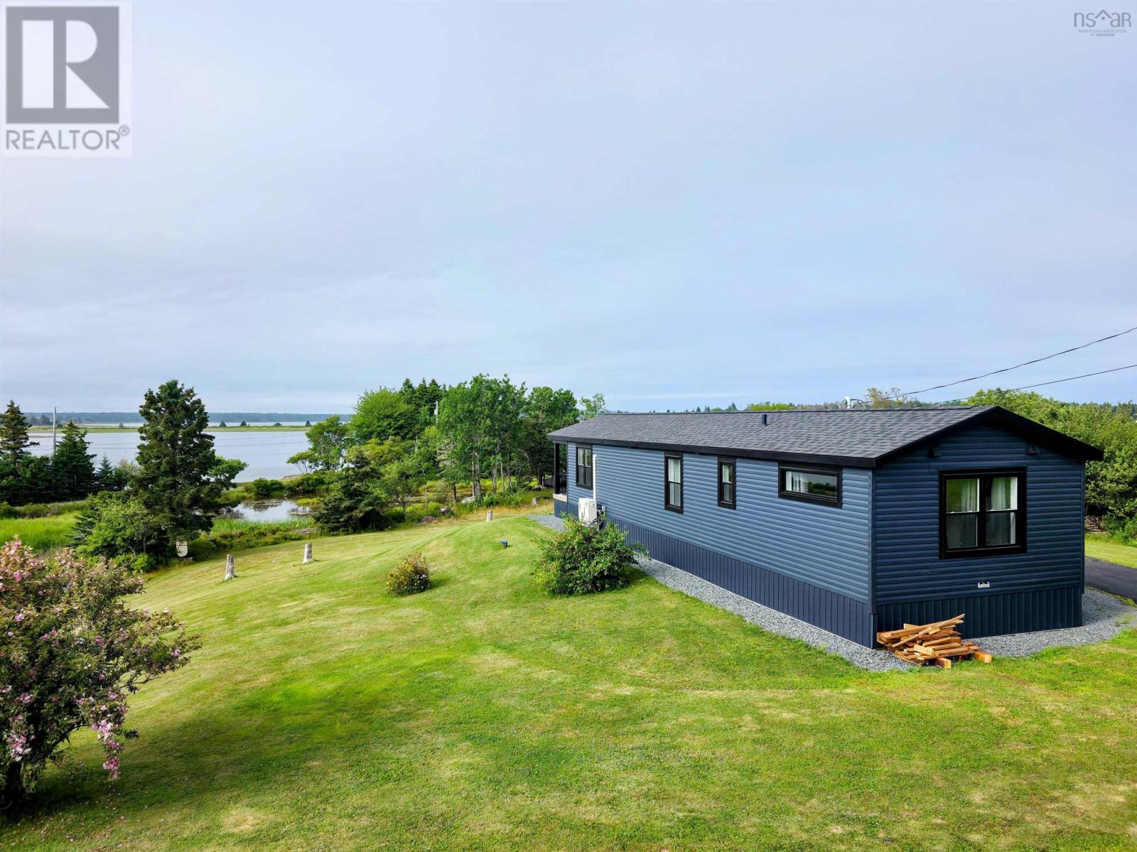 227 Kingsburg Road - 46