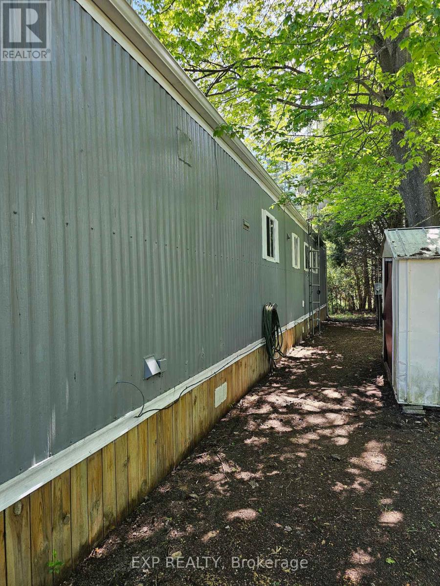 108 HUTT ROAD - 21