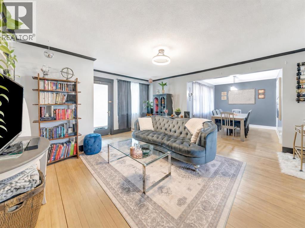 1512 49 Avenue - 6