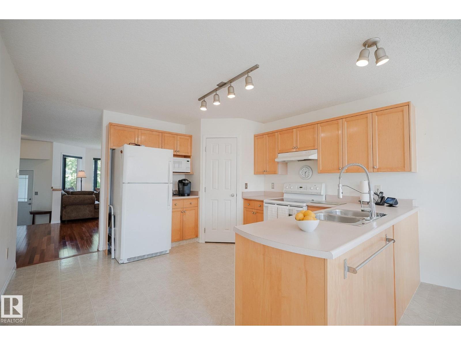 189 FORREST DR - 10