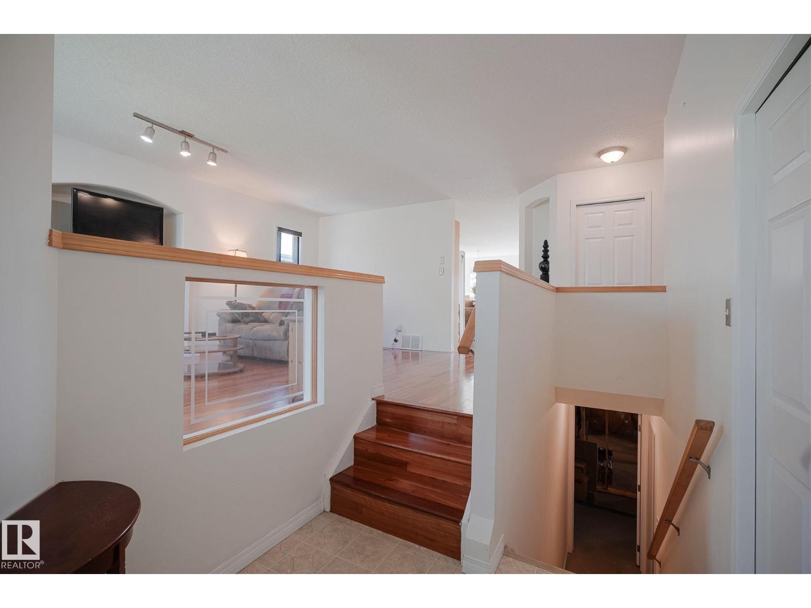 189 FORREST DR - 8