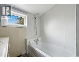 304 Main Street, Avonlea, SK S0H0C0 Photo 21