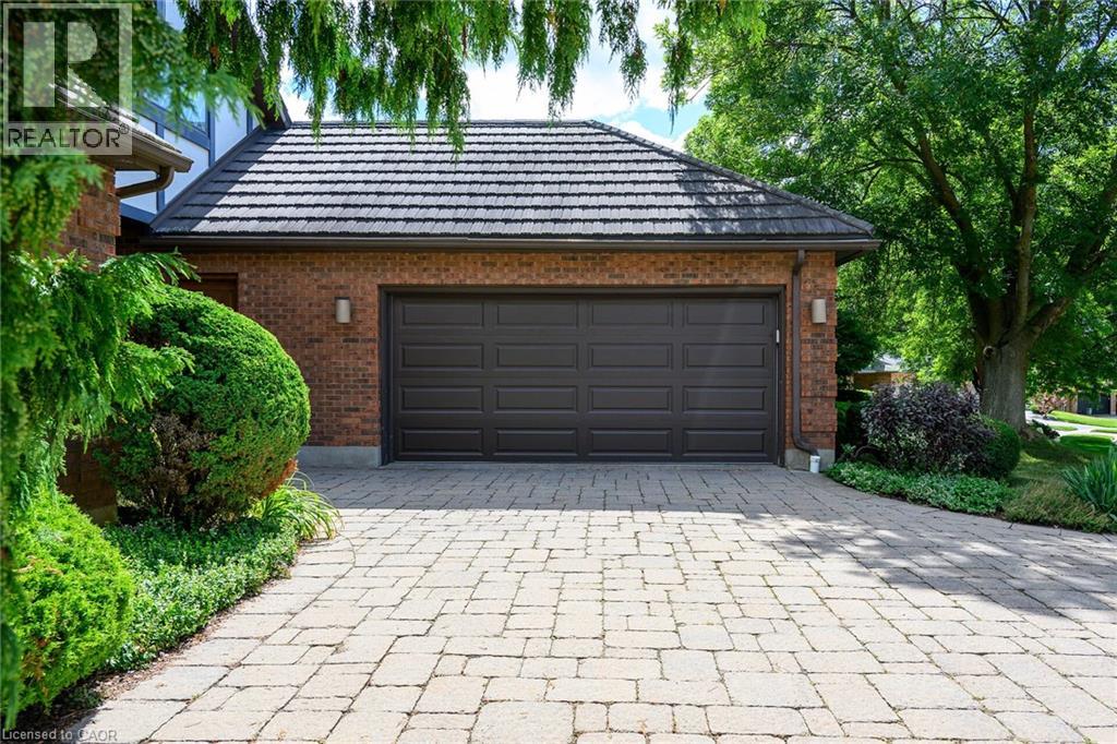 33 WALNUT Drive - Image 45
