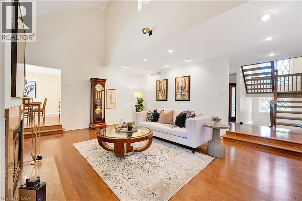 33 WALNUT Drive - Image 7