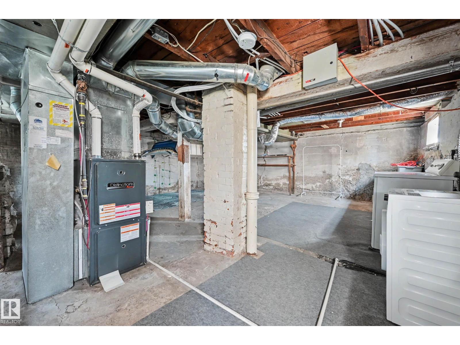 11634 123 ST NW - 30